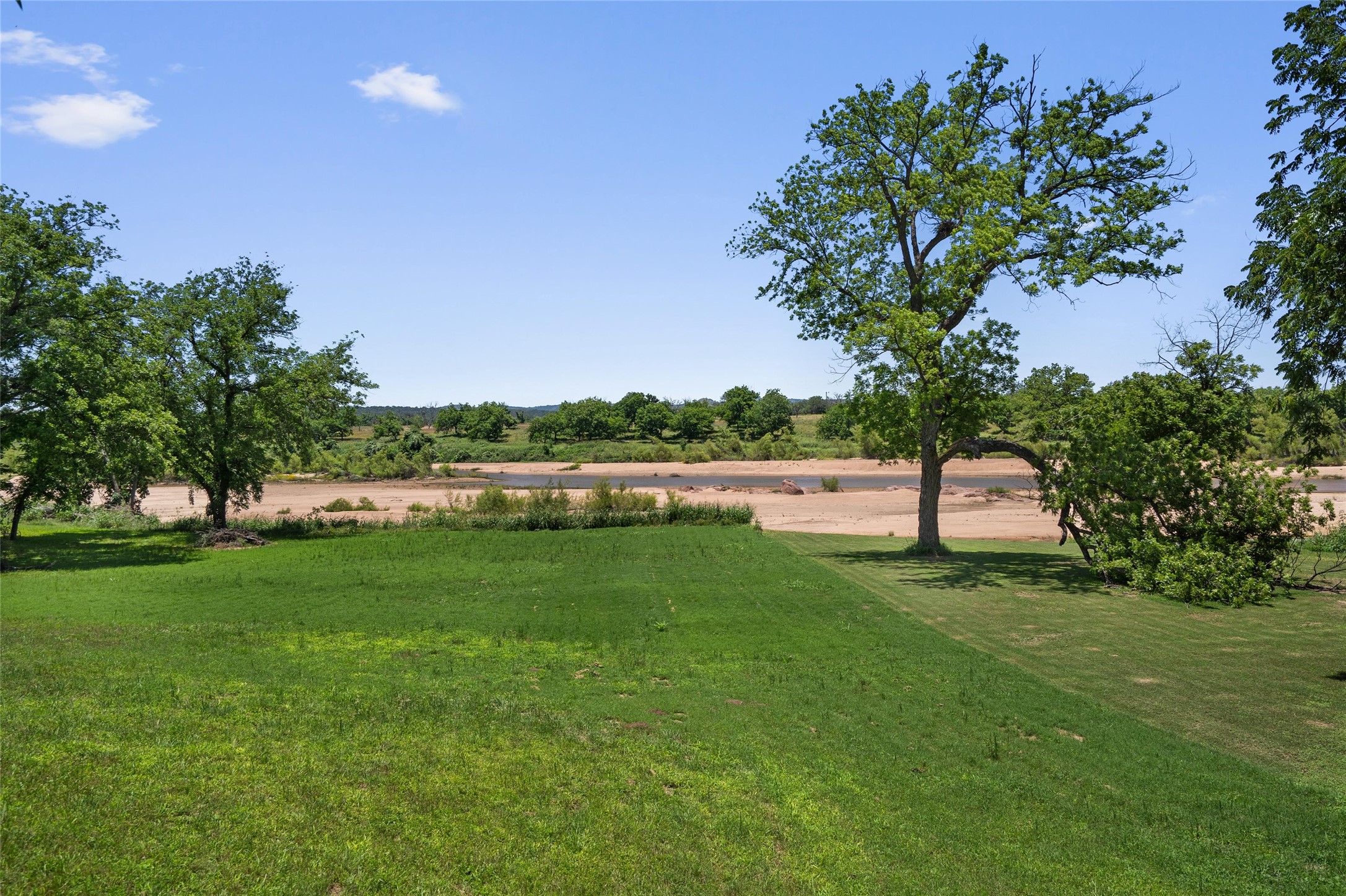 main property photo 37