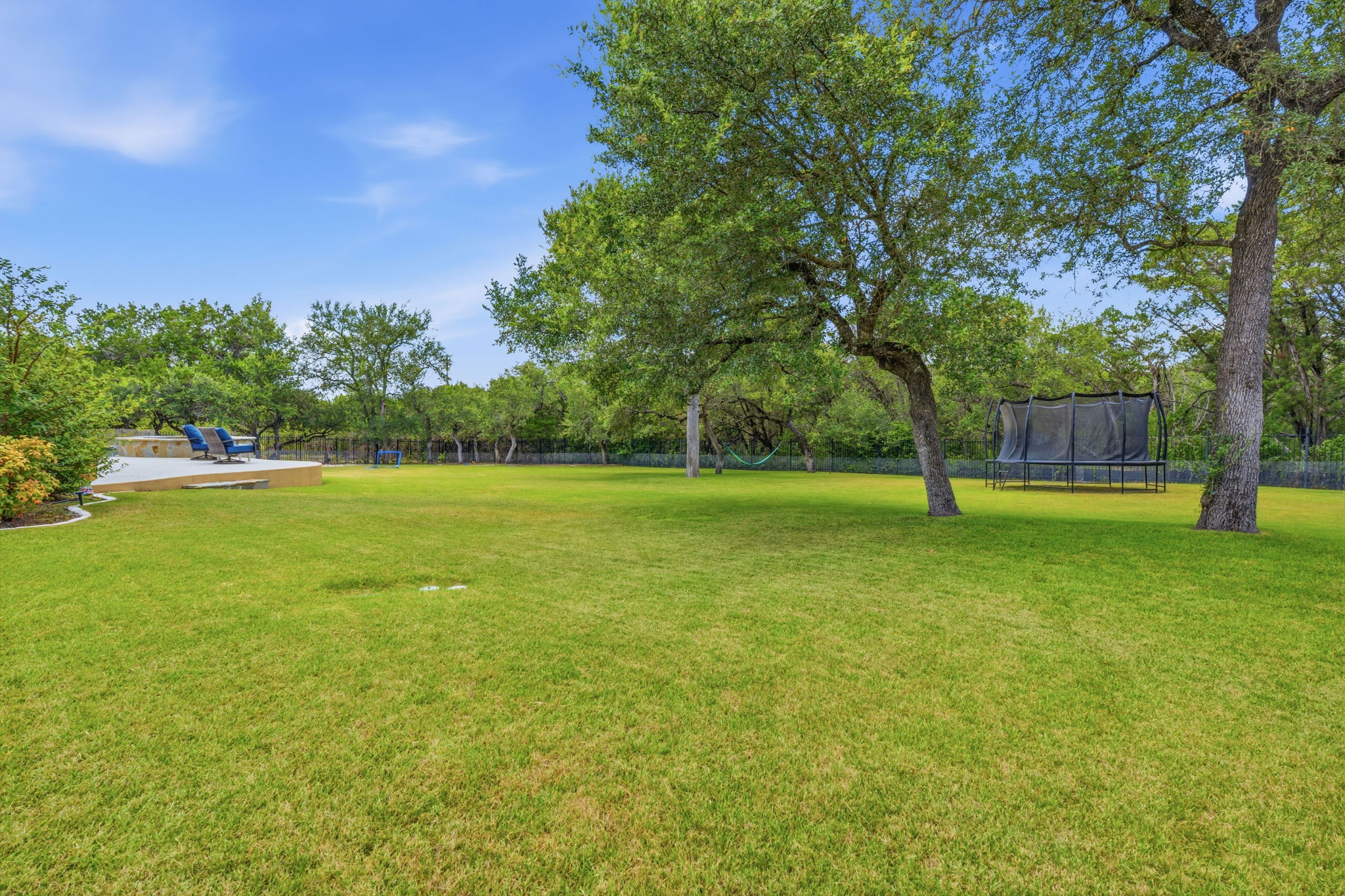 main property photo 37