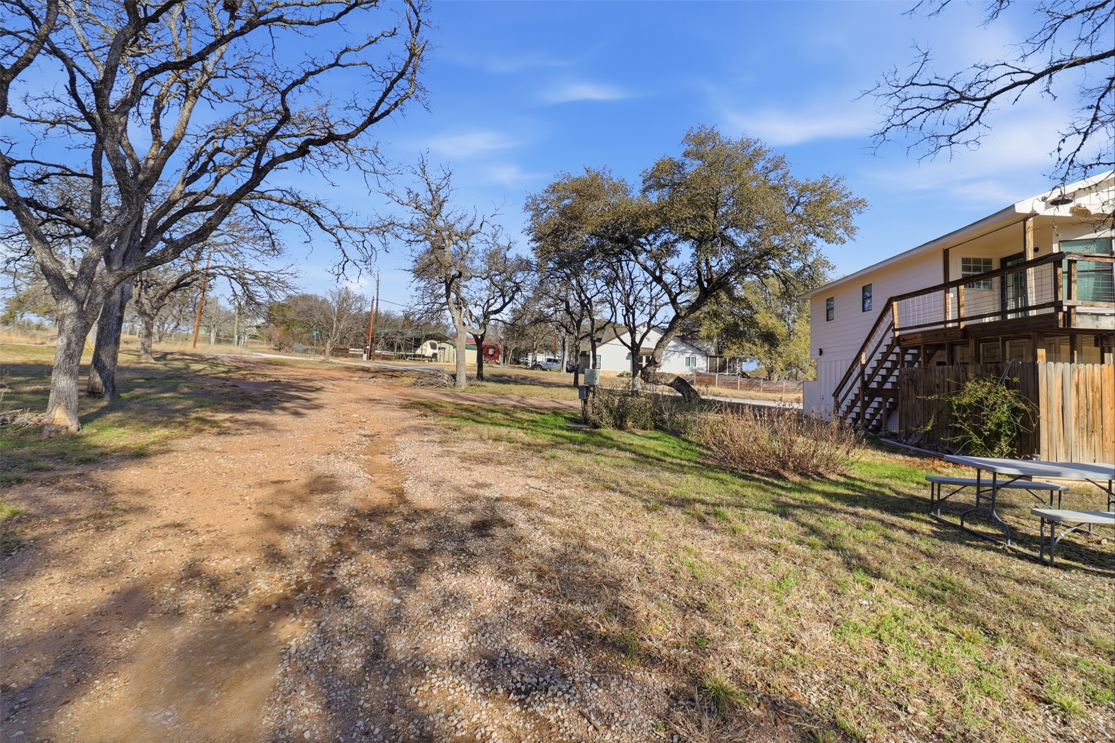 main property photo 8