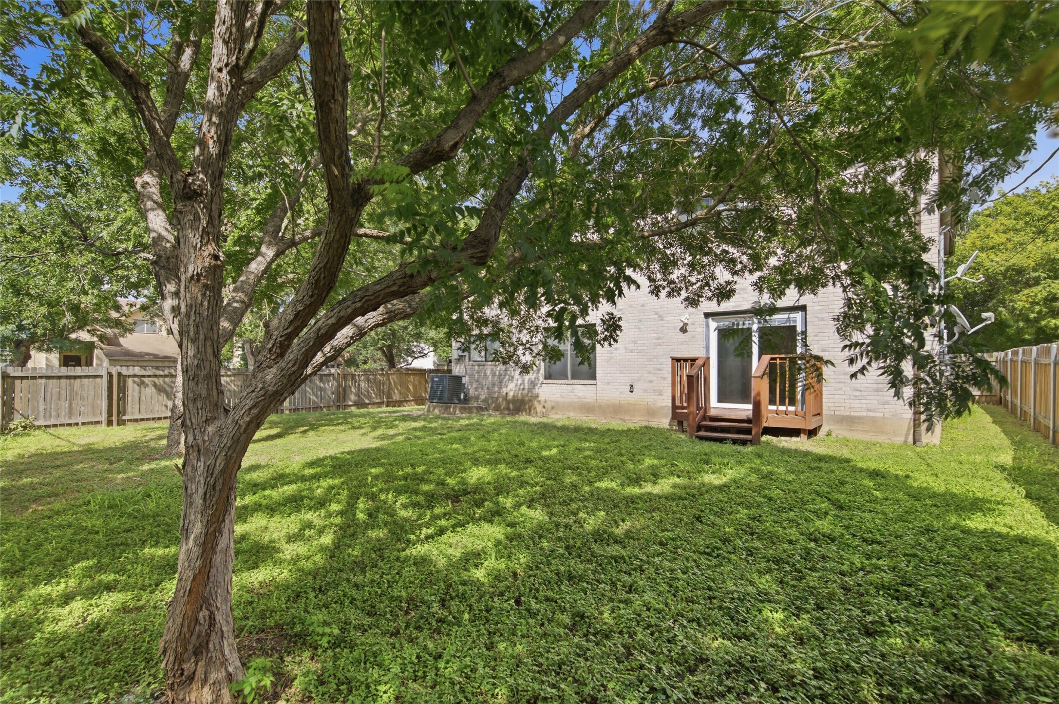 main property photo 21