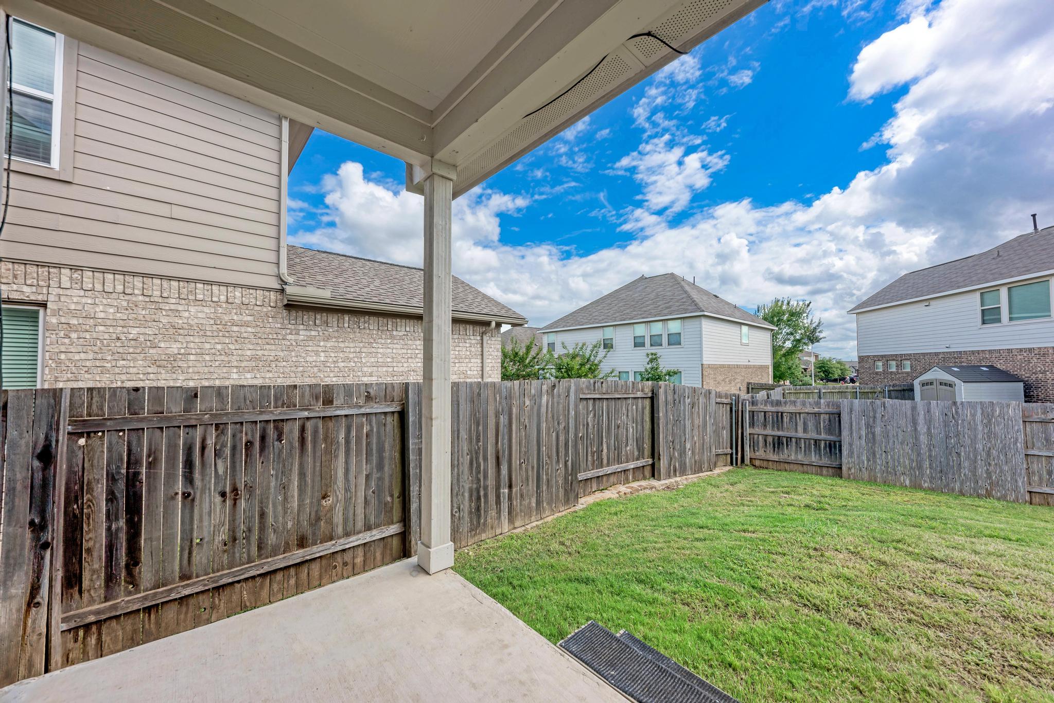 main property photo 32