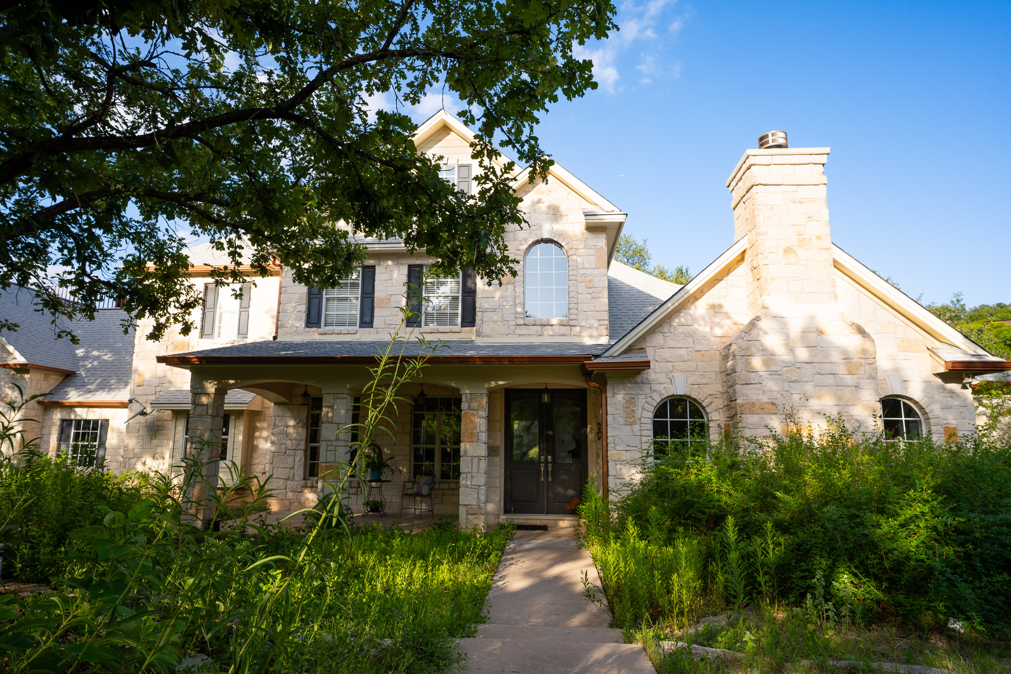 main property photo 2