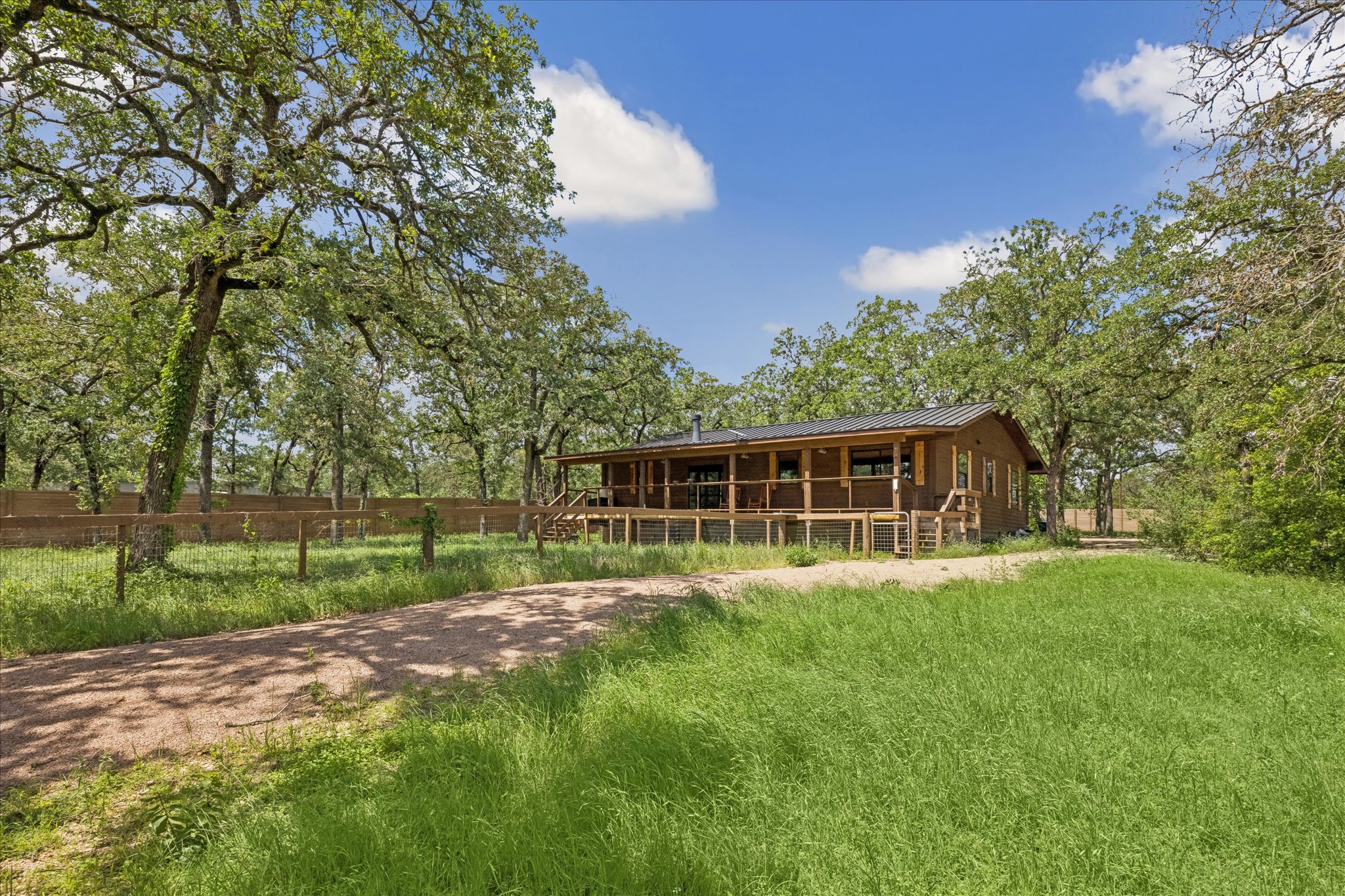 main property photo 22
