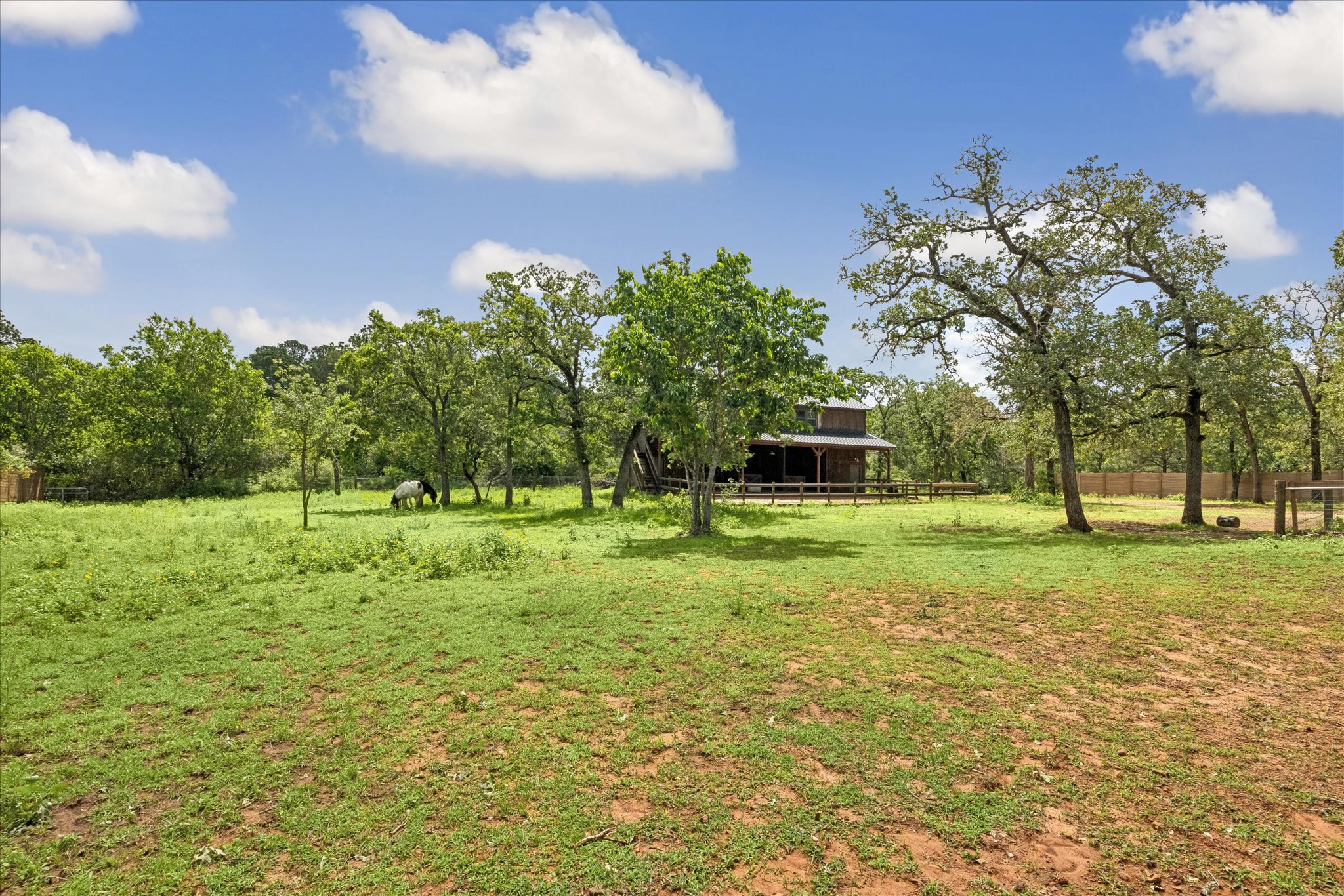 main property photo 25
