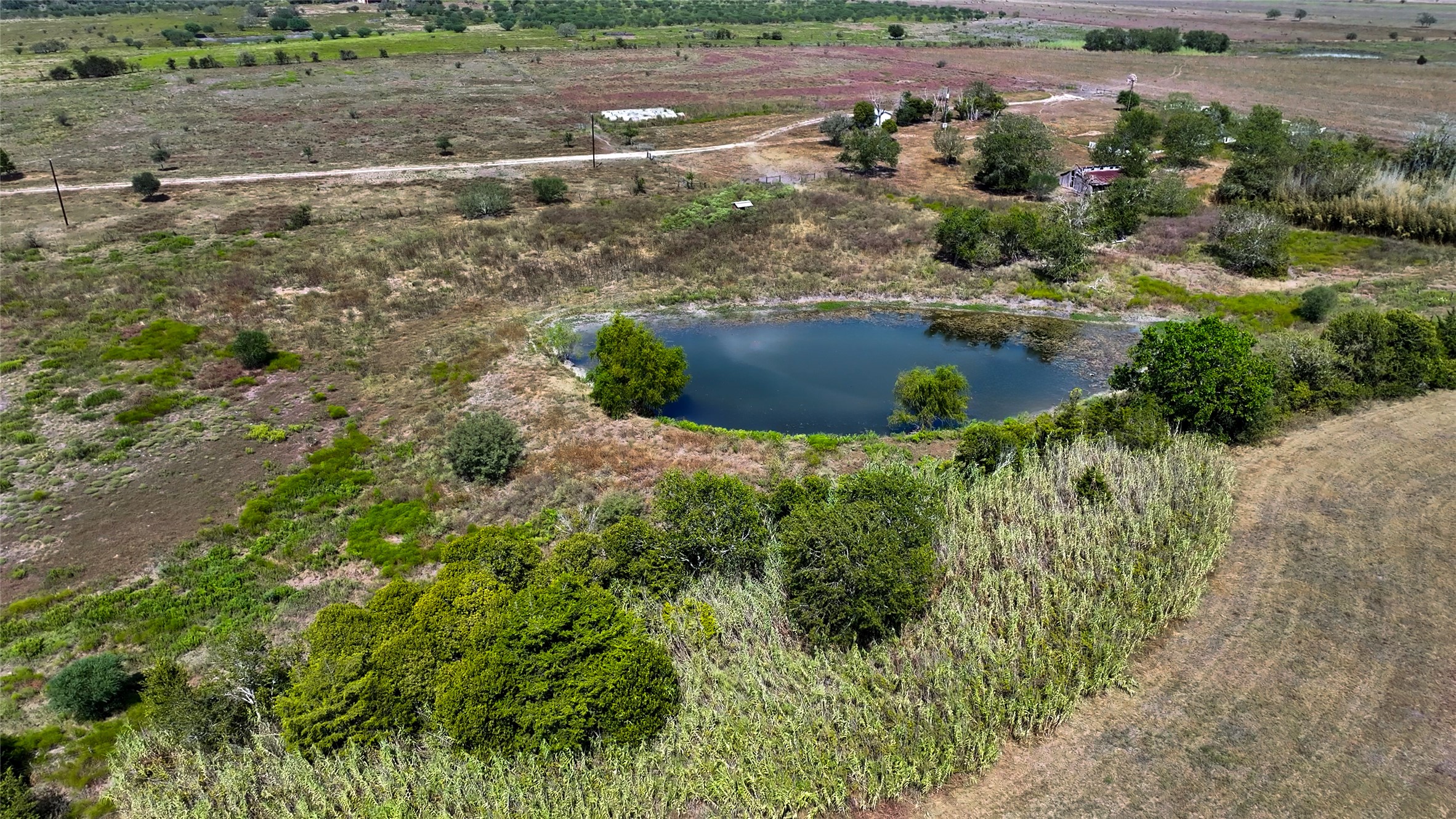 main property photo 10