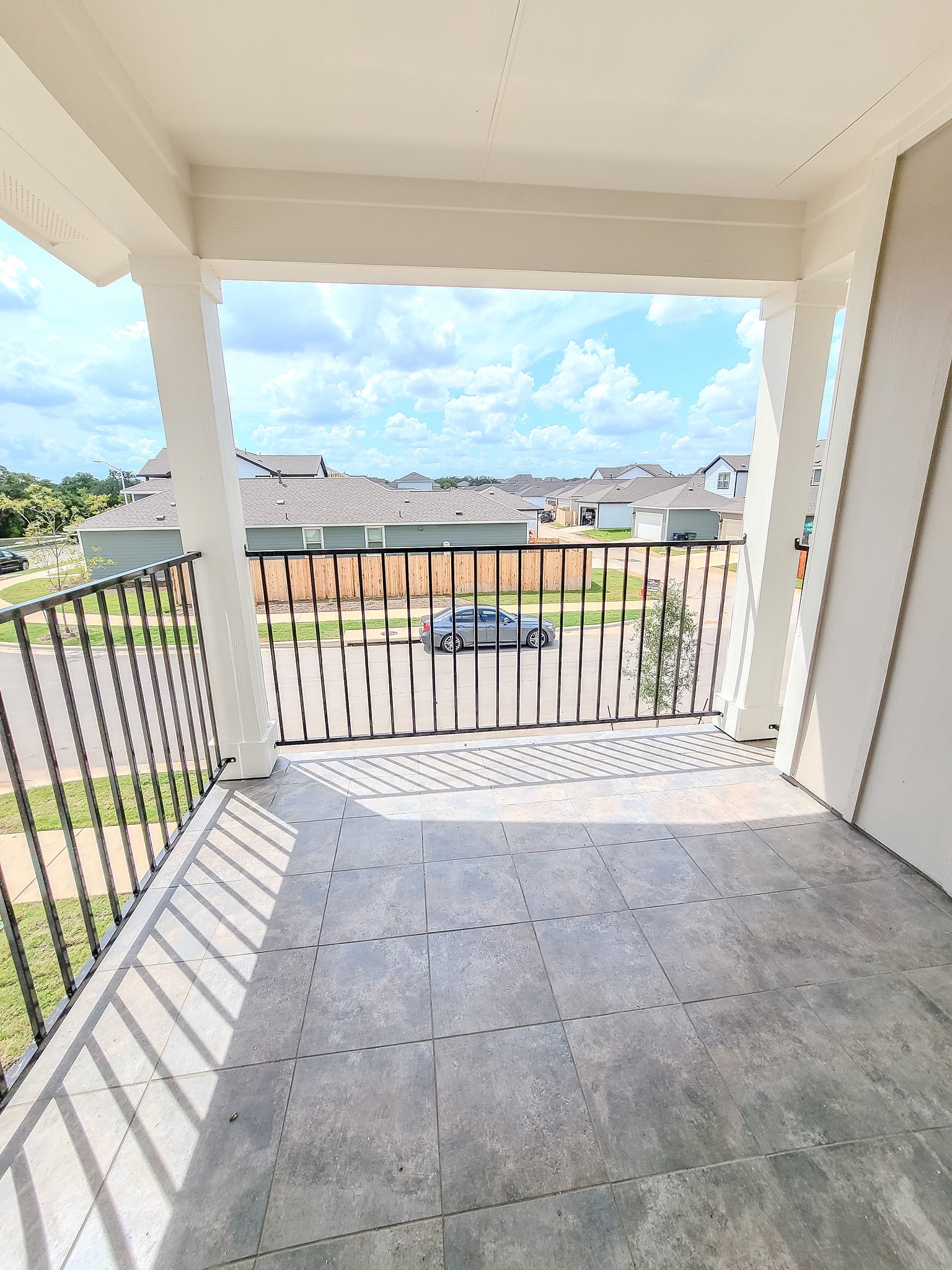 main property photo 15