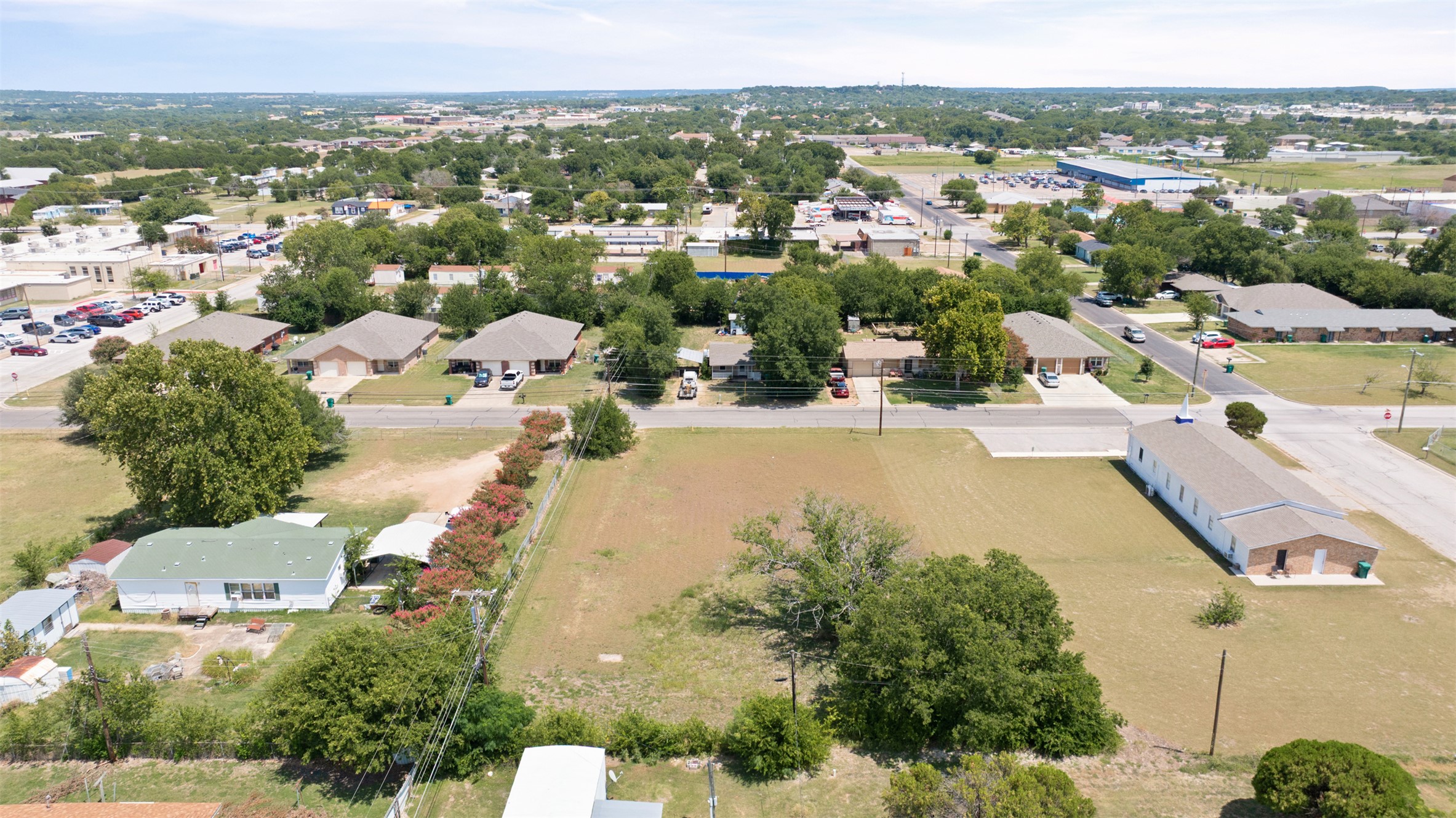 main property photo 10
