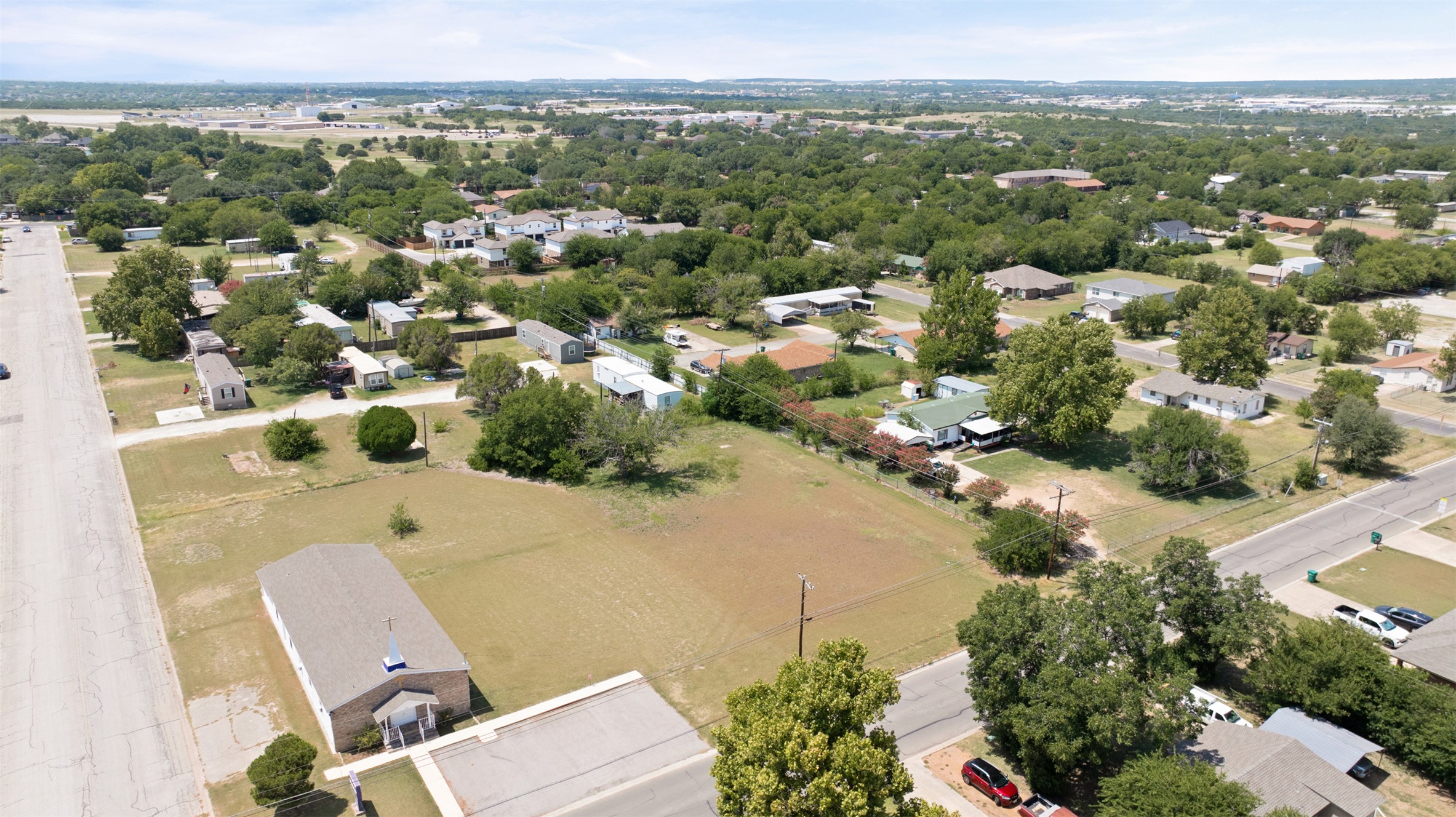 main property photo 6