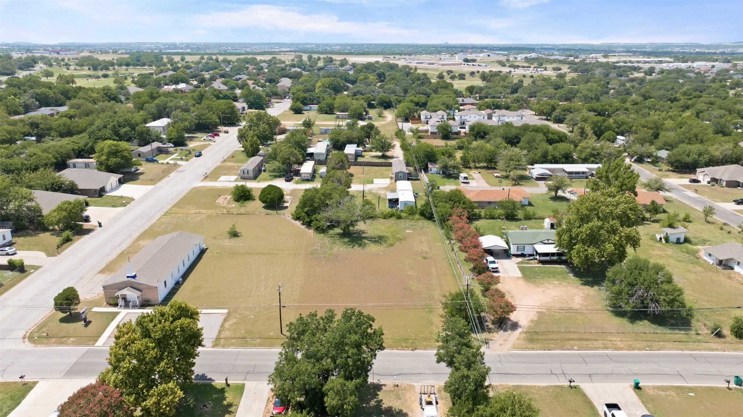 main property photo 9