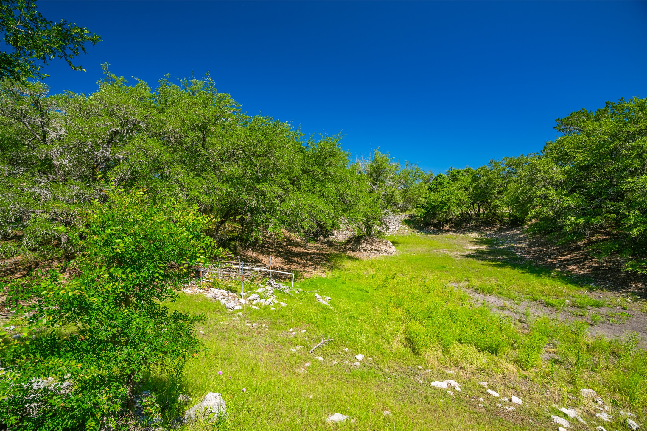 main property photo 35