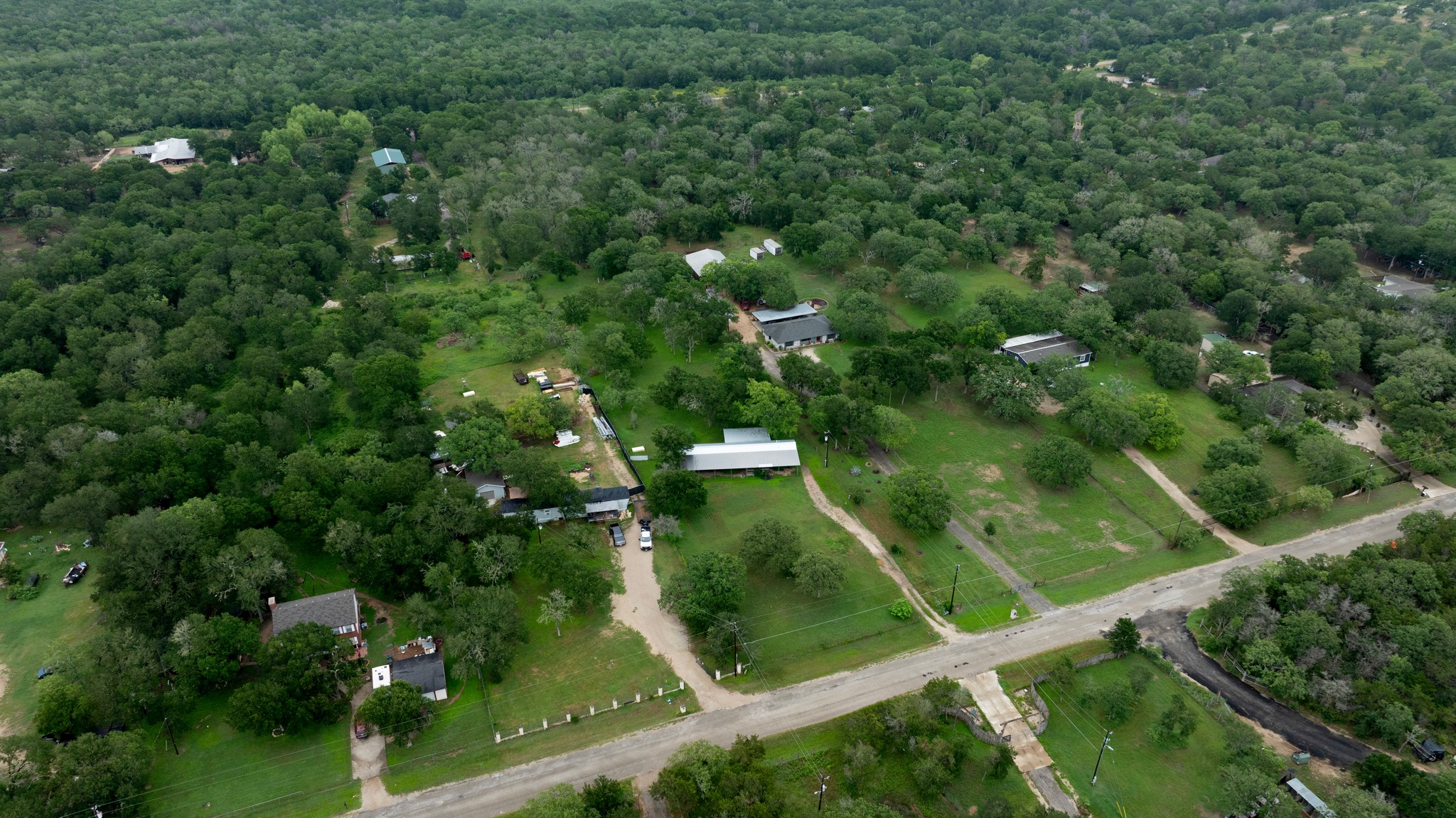 main property photo 28