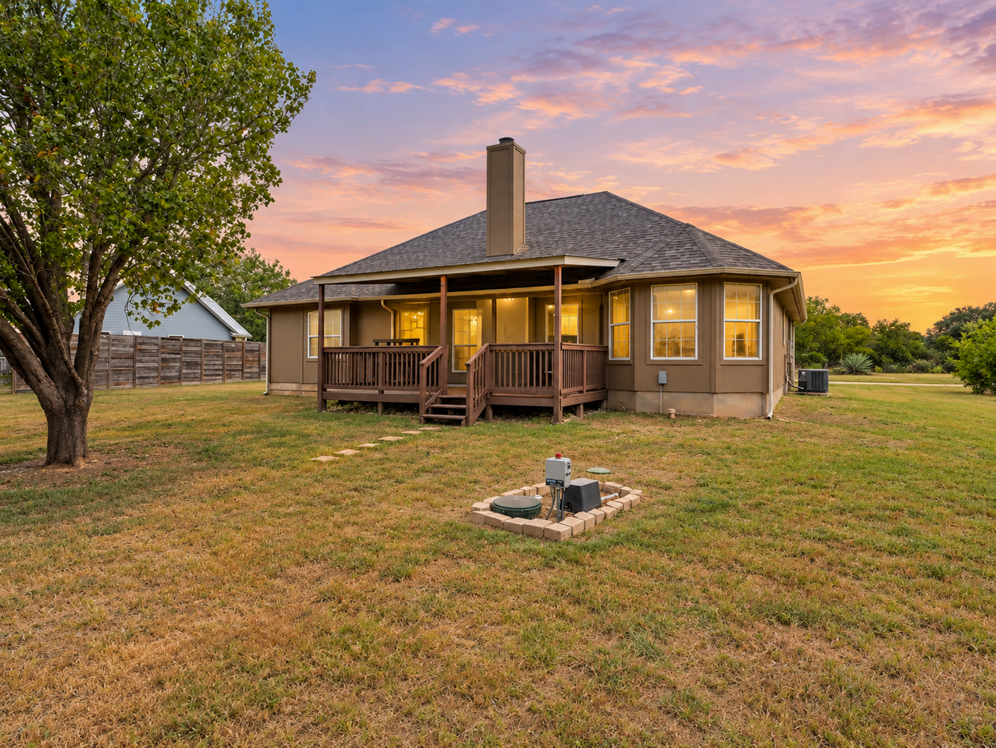 main property photo 27