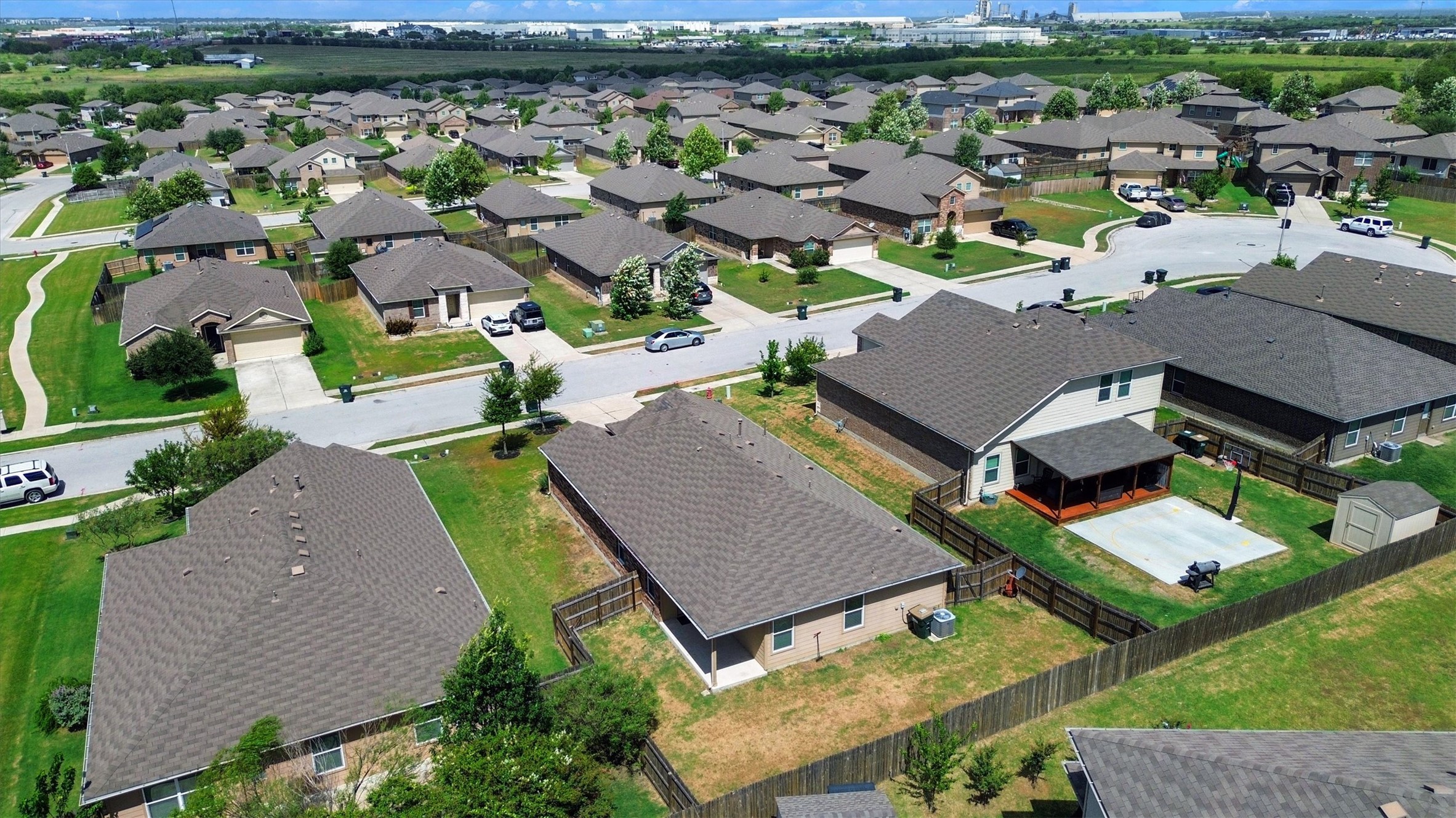 main property photo 24