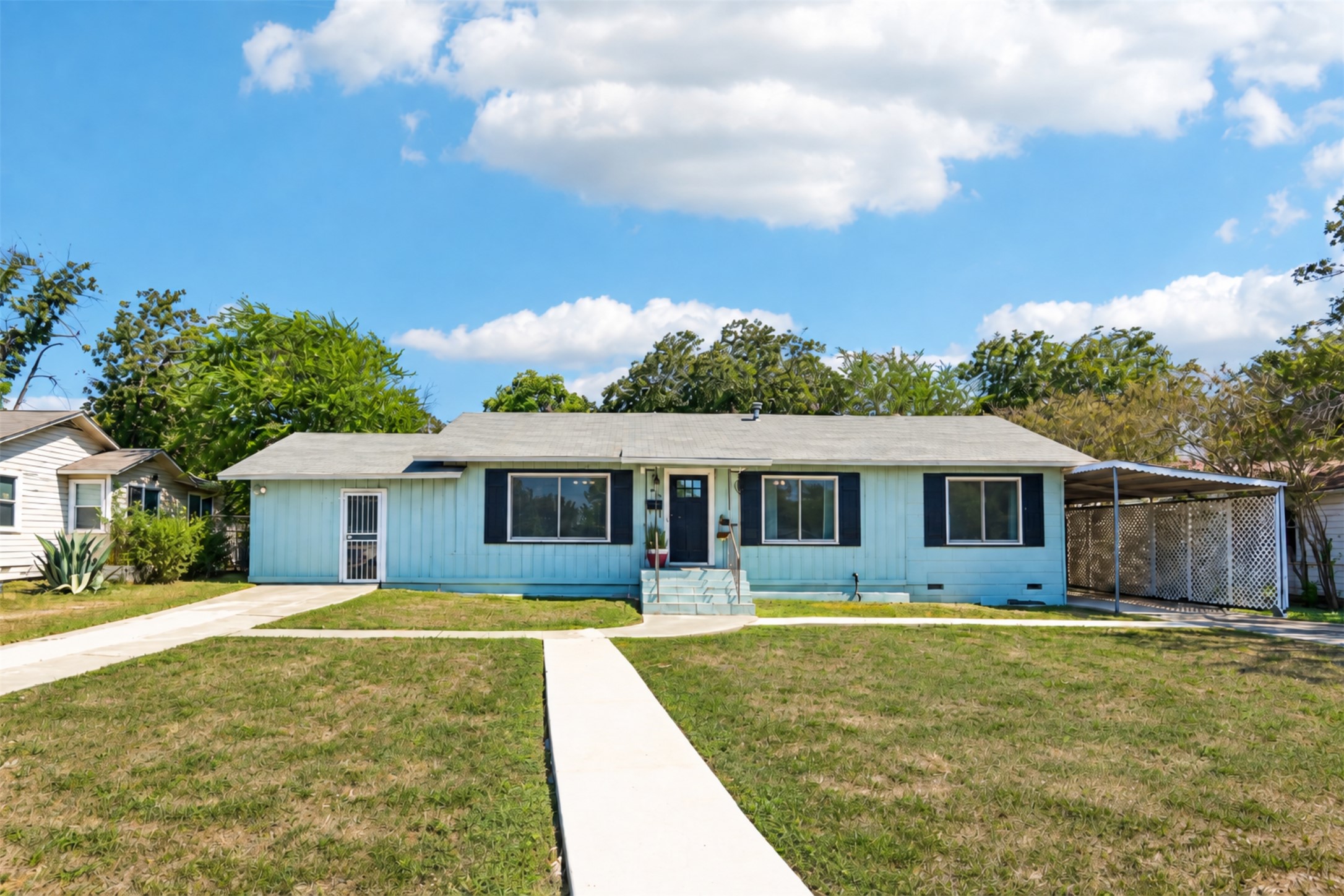 main property photo 2