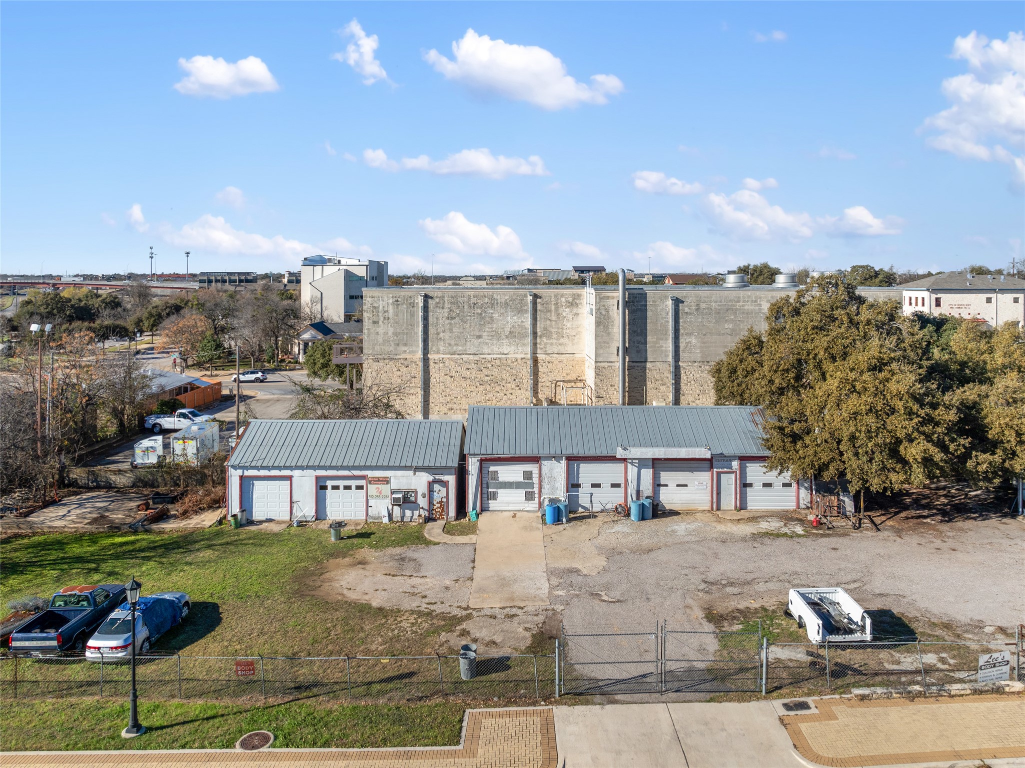 main property photo 5
