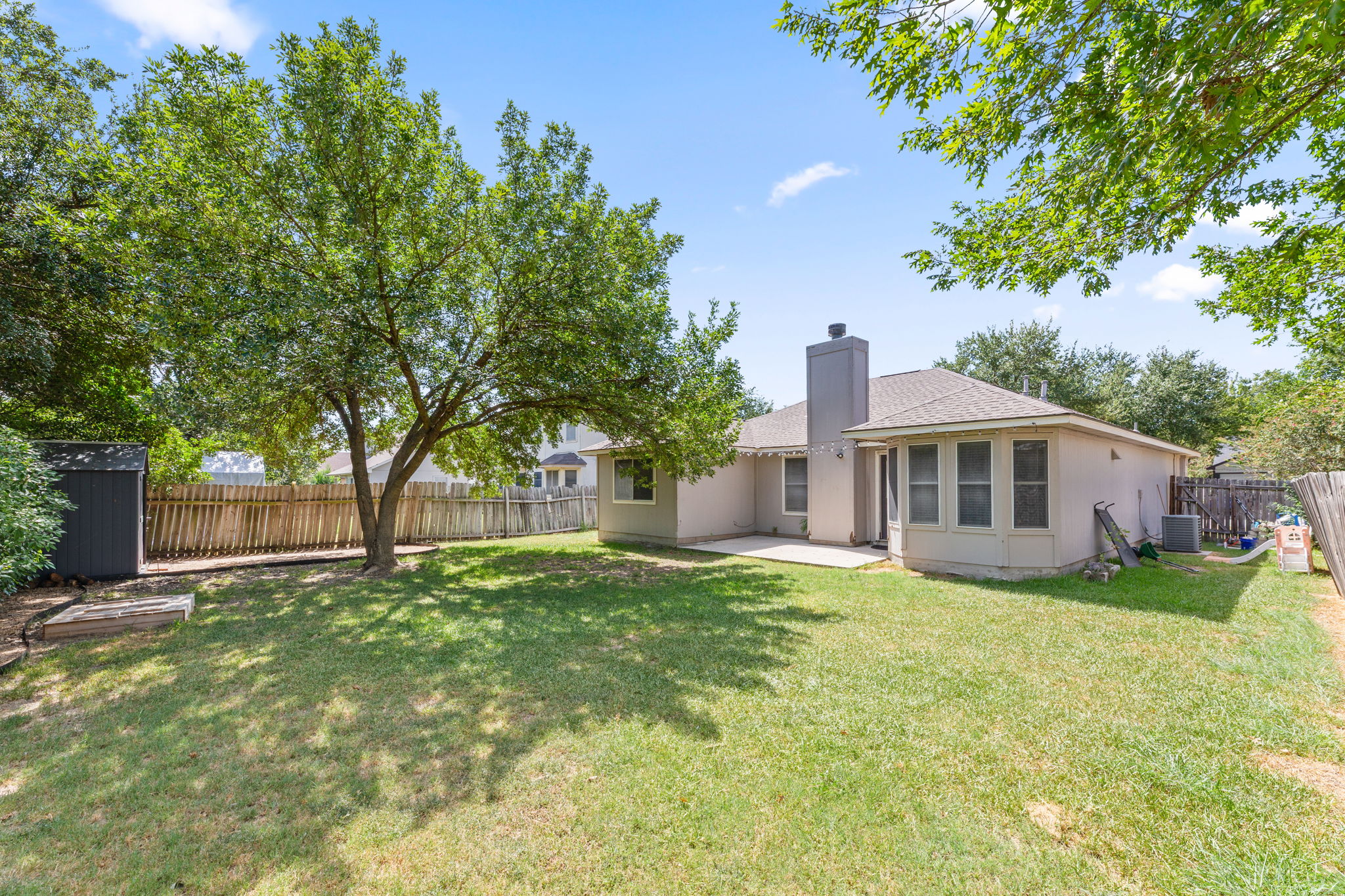 main property photo 29