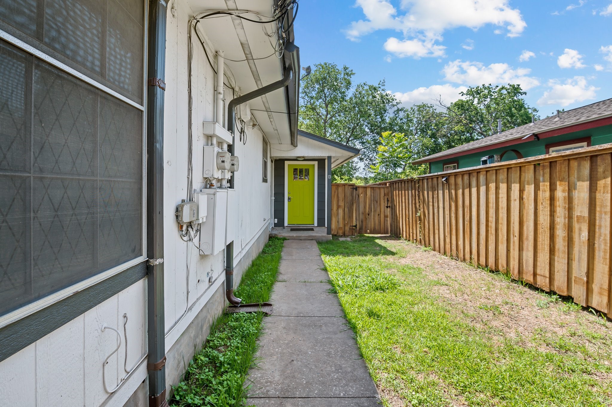 main property photo 20