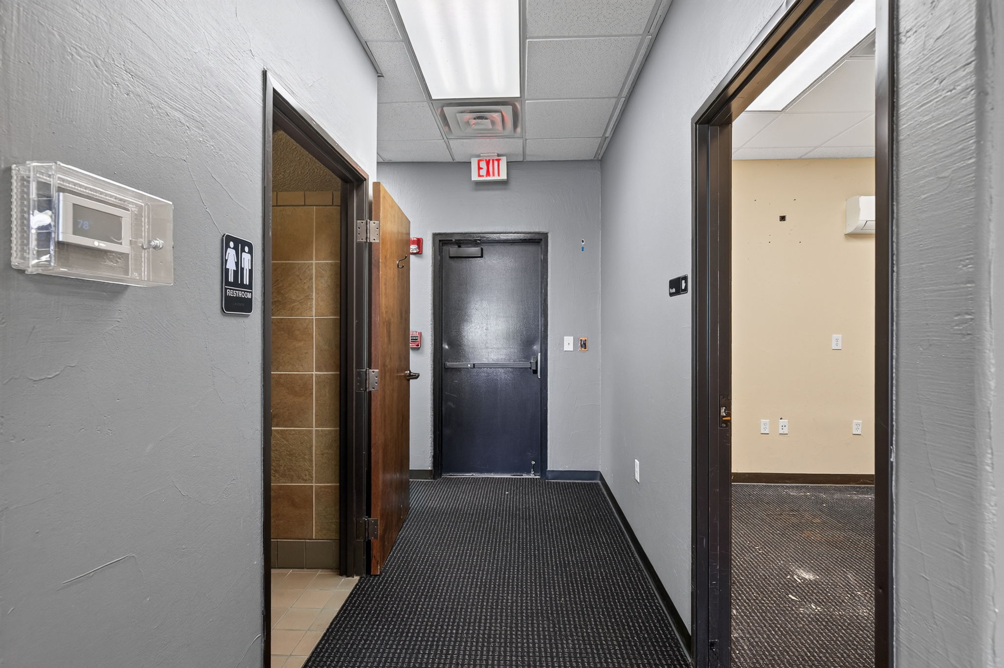 main property photo 17