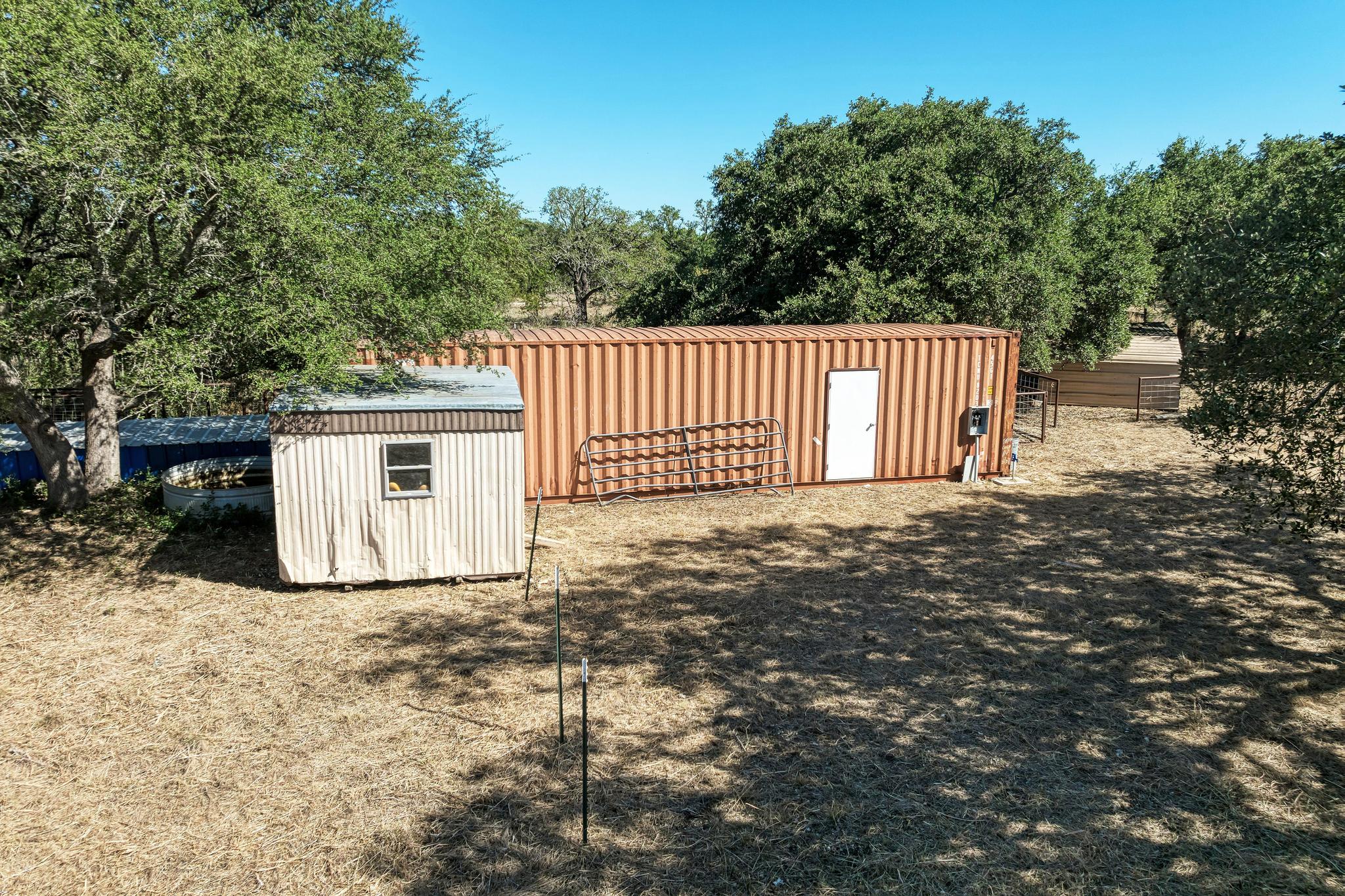 main property photo 35