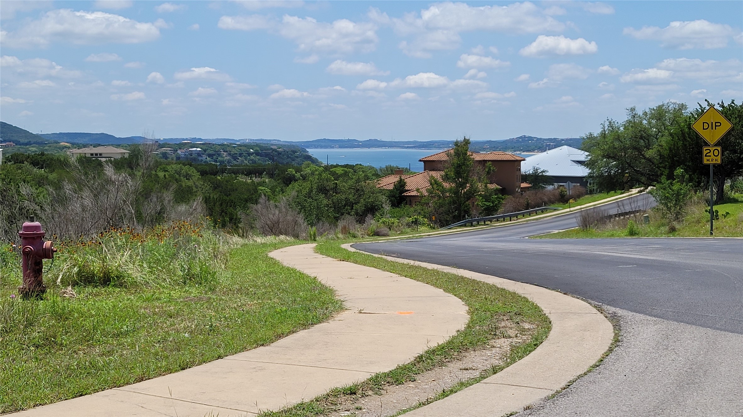 main property photo 13