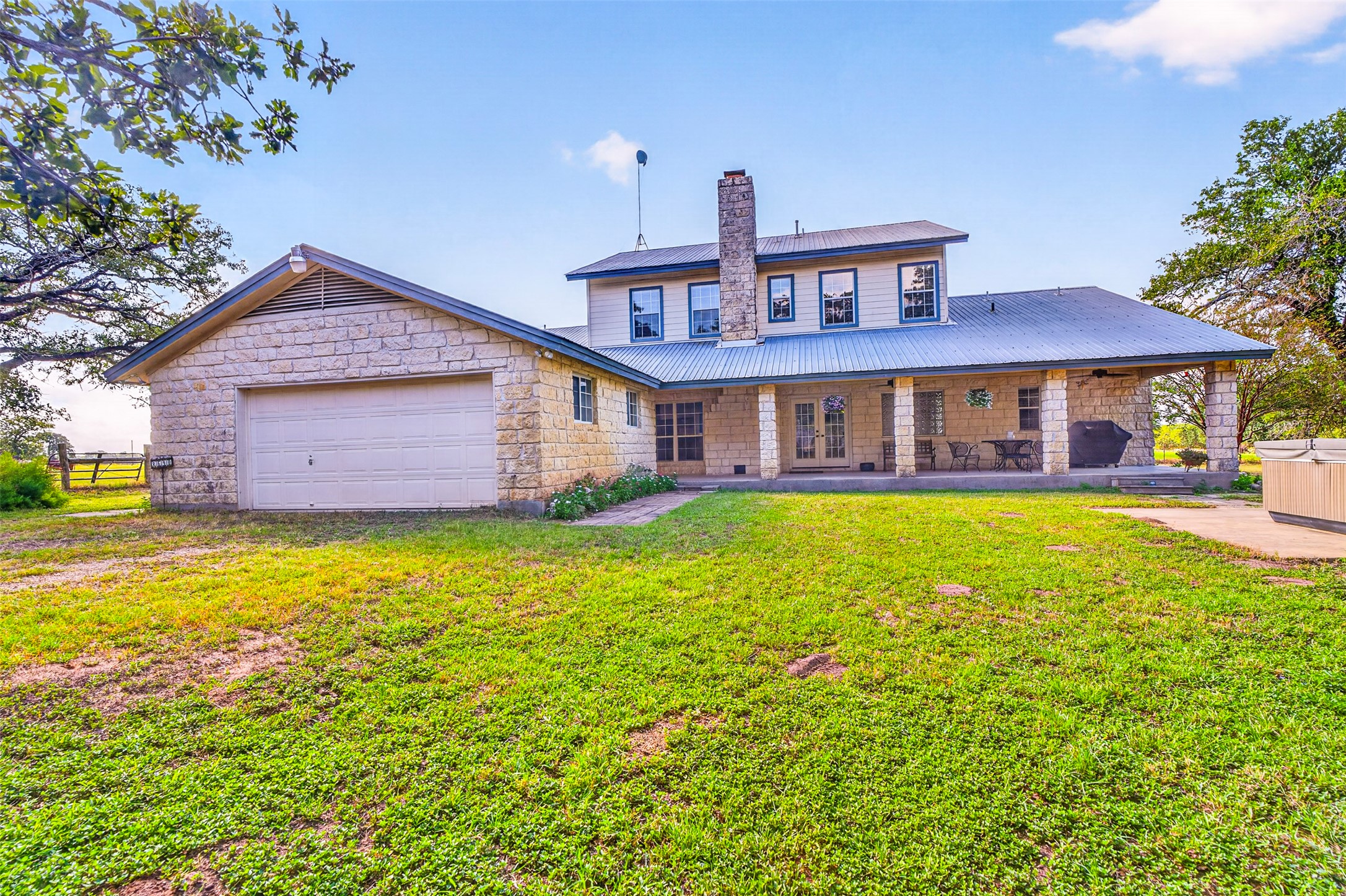 main property photo 24