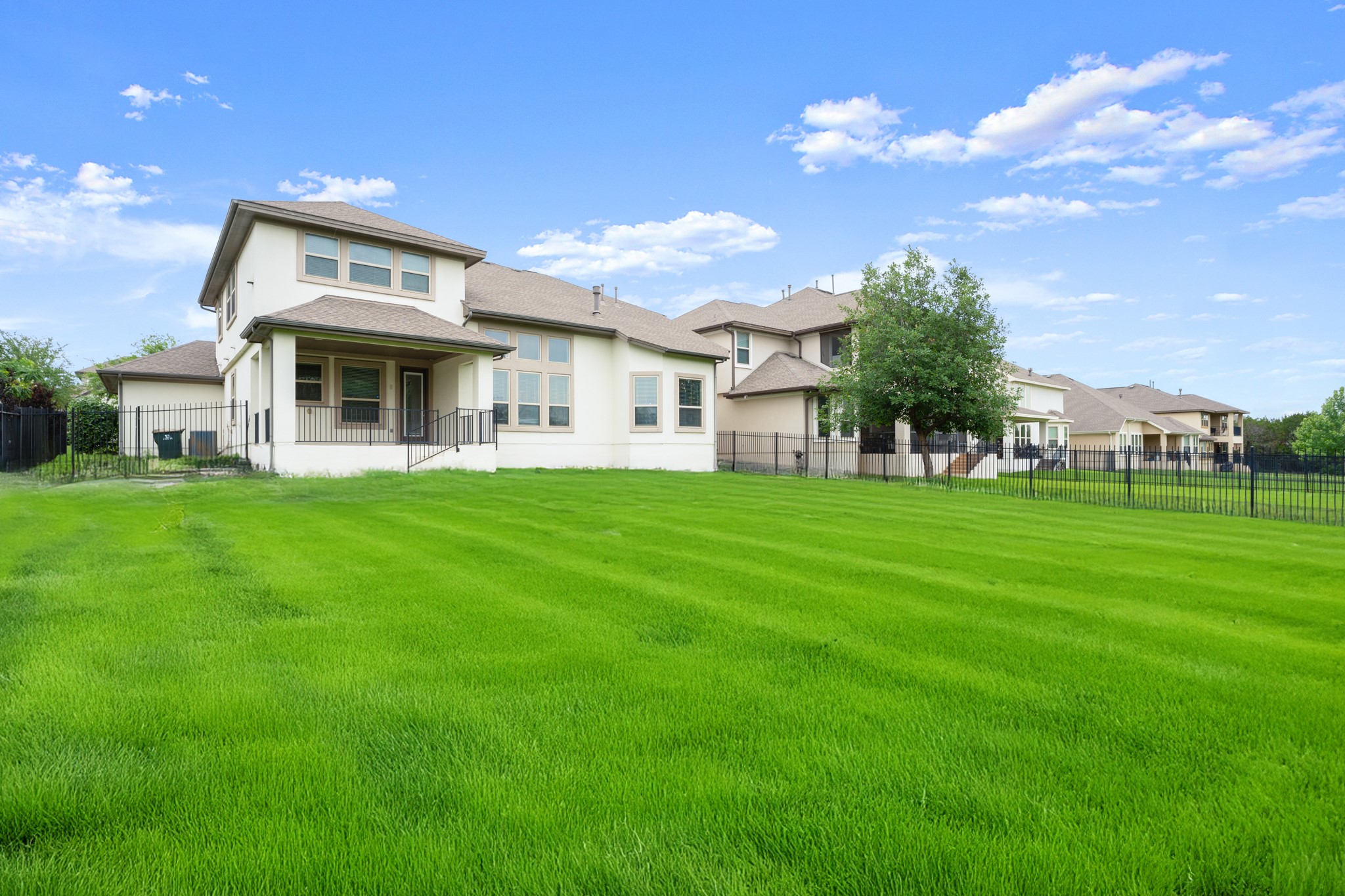 main property photo 38