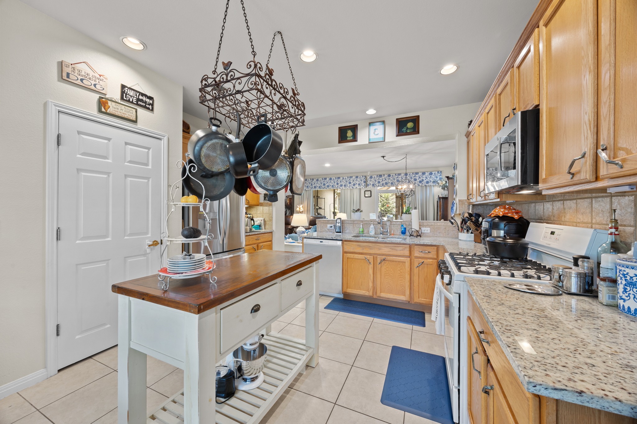main property photo 14