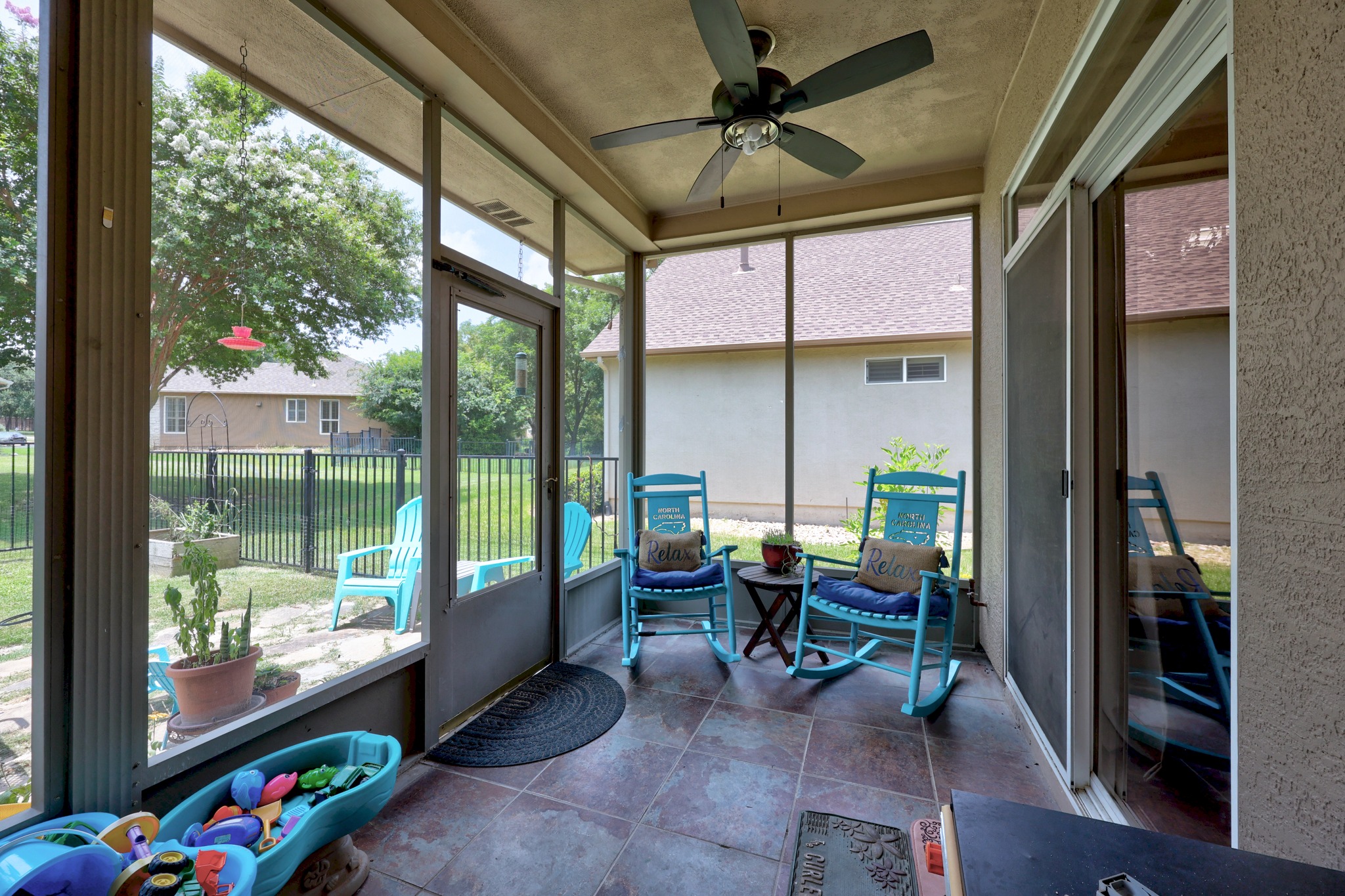 main property photo 28