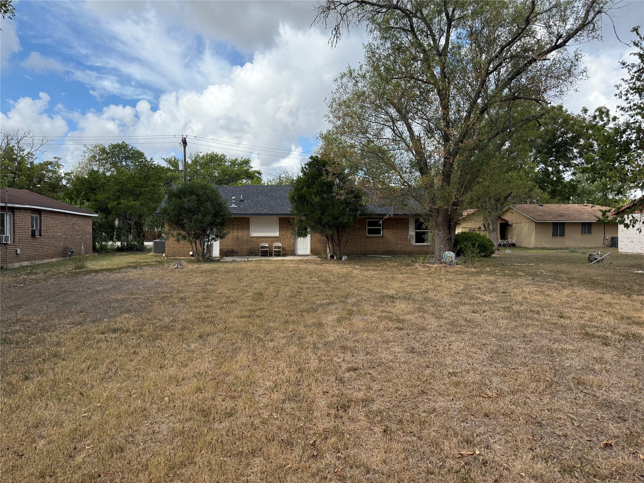 main property photo 18