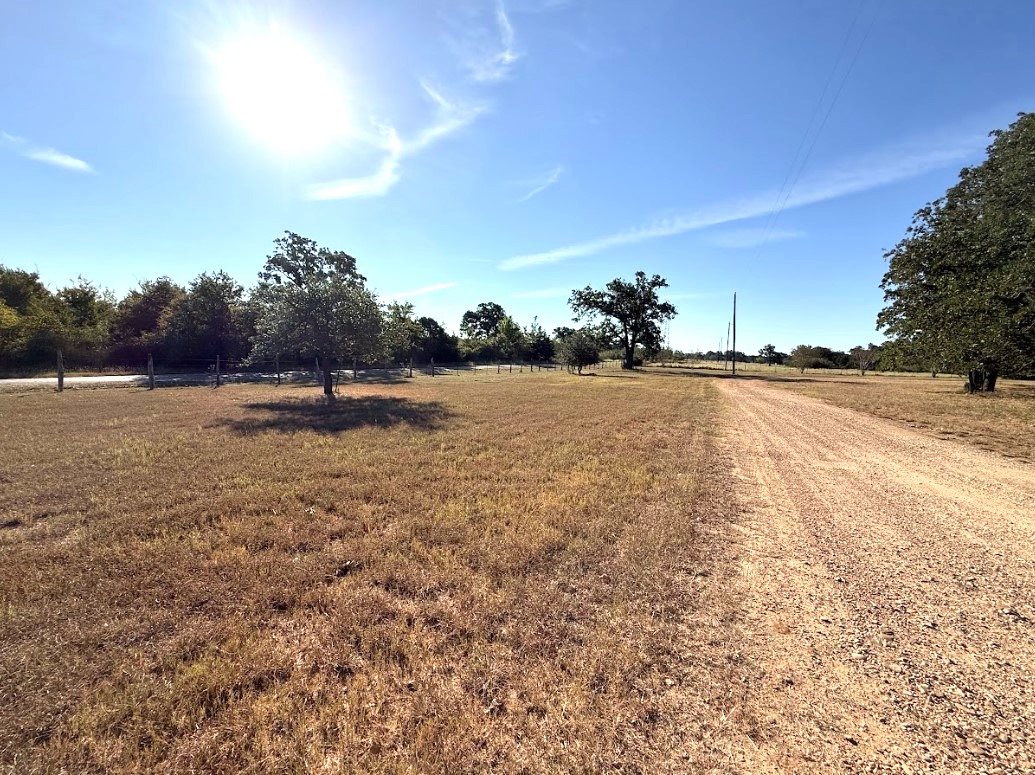 main property photo 10