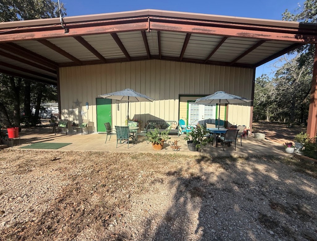 main property photo 23