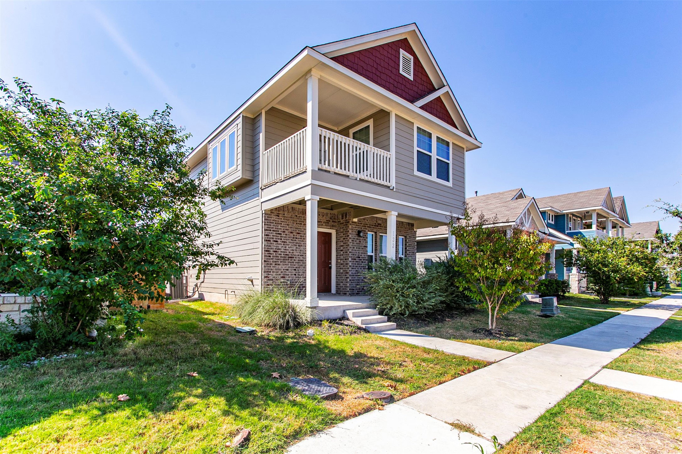 main property photo 19