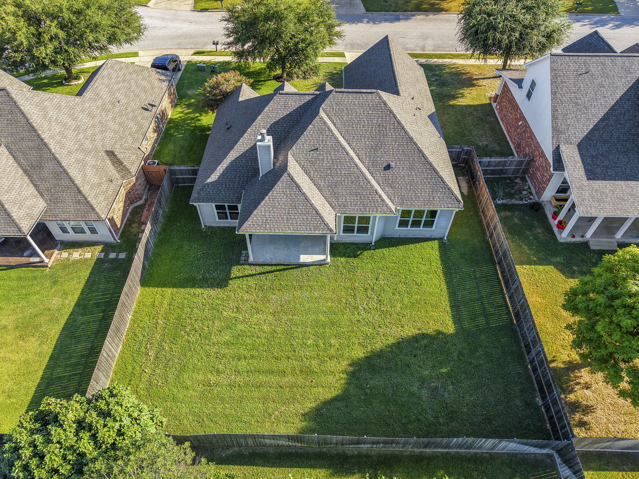 main property photo 31