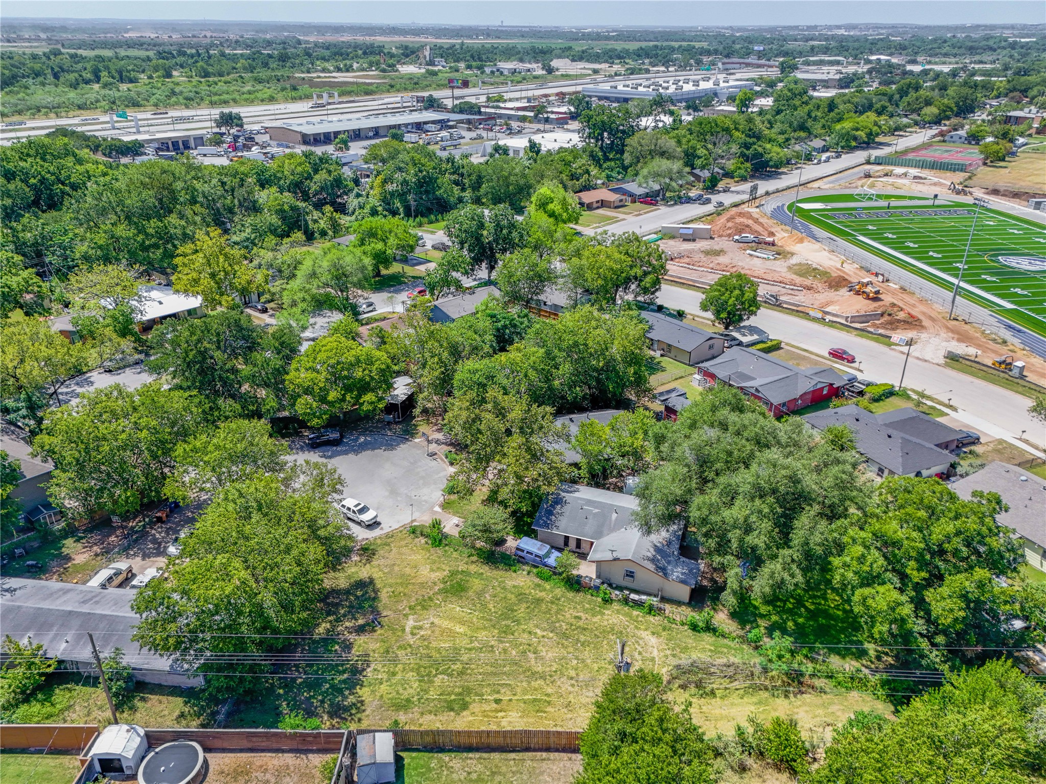 main property photo 5