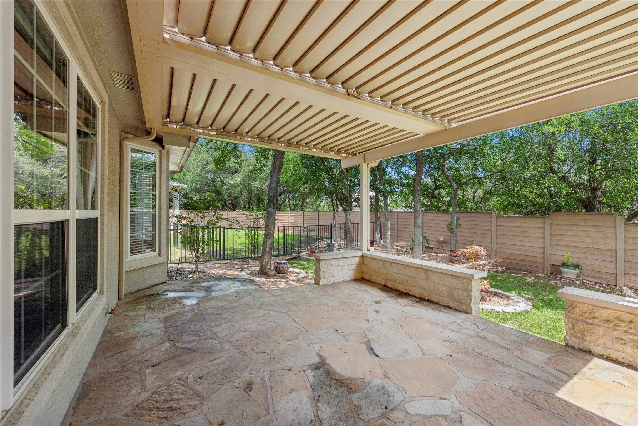 main property photo 26