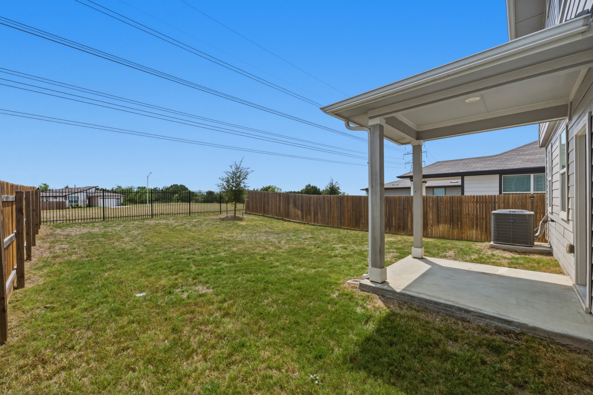 main property photo 29
