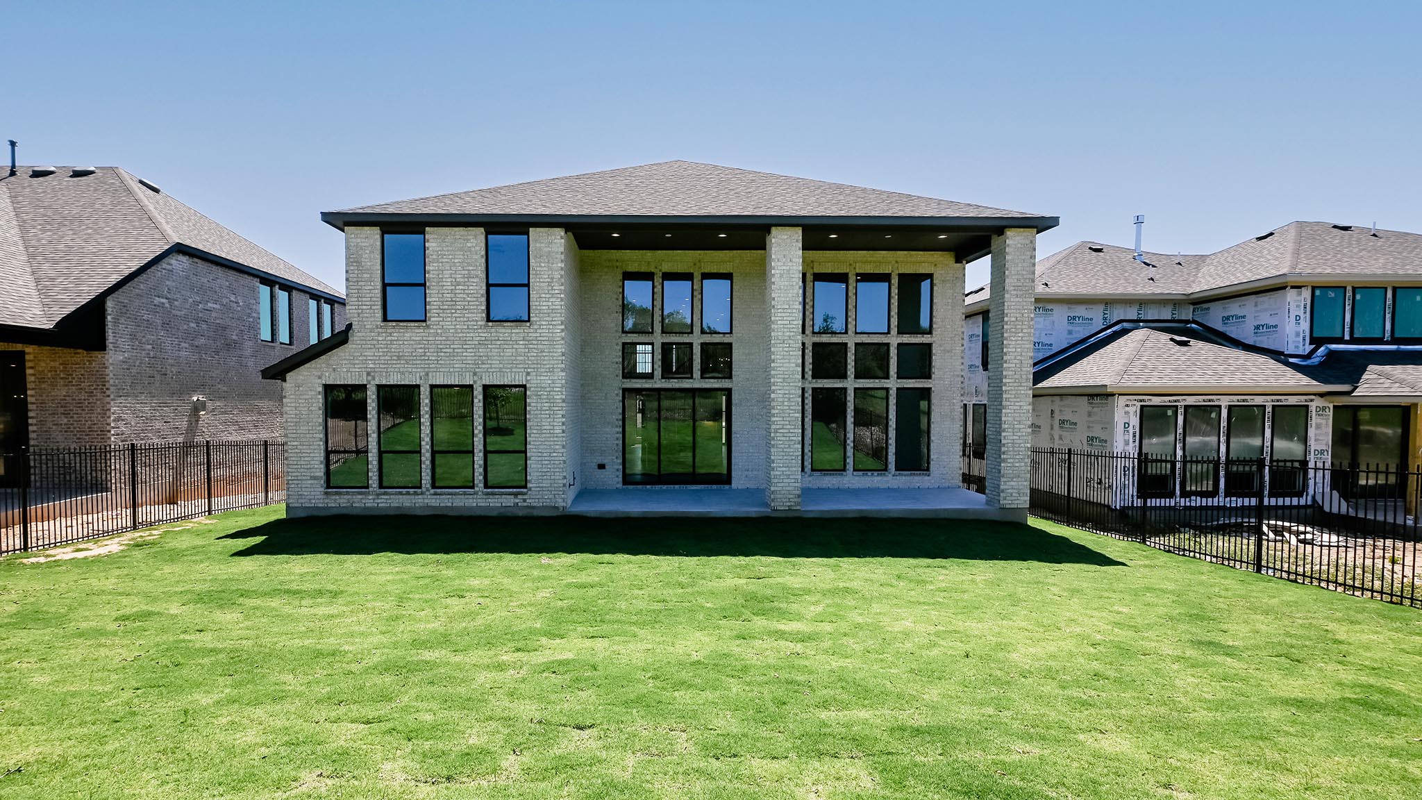 main property photo 24