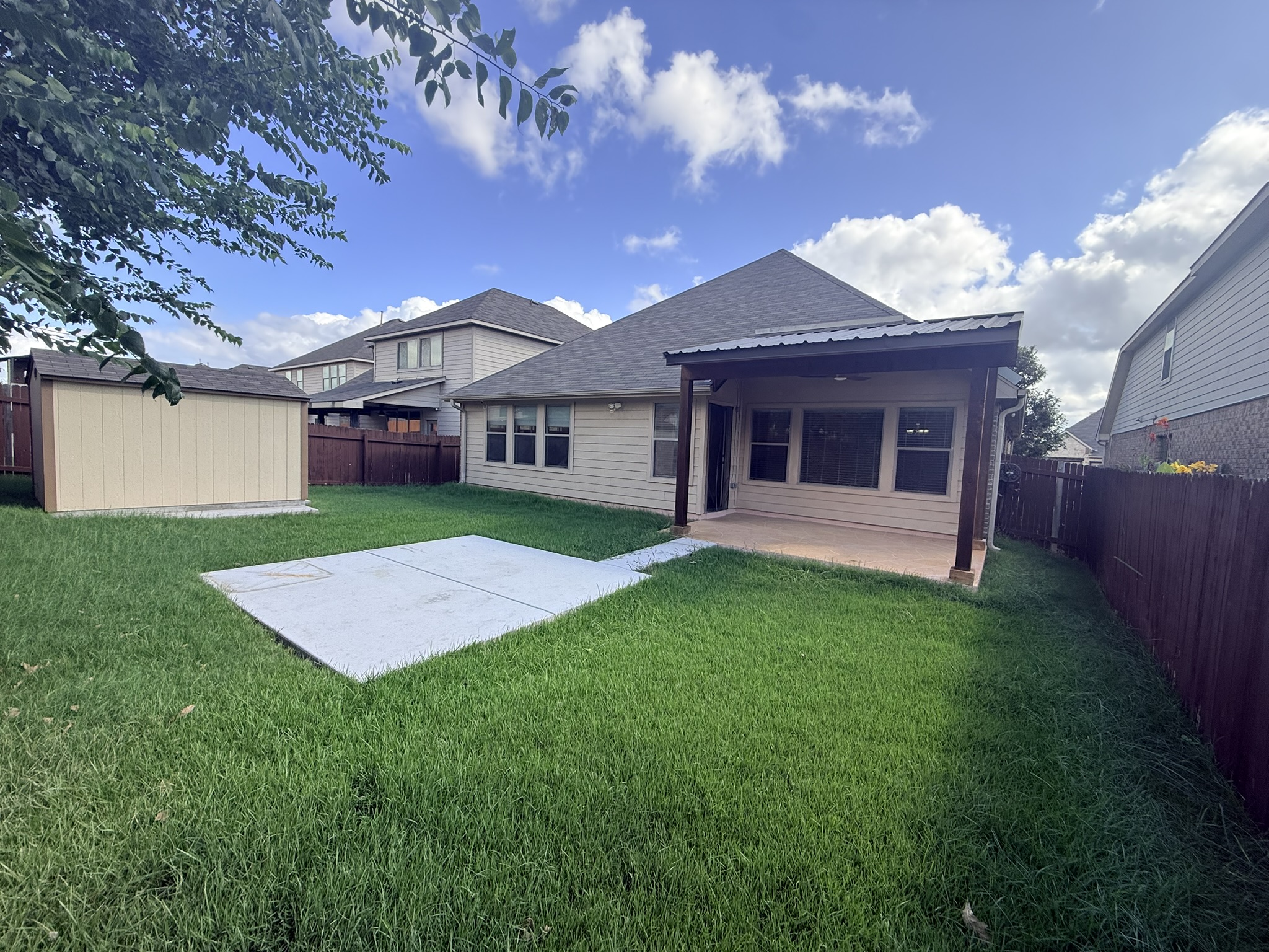 main property photo 20