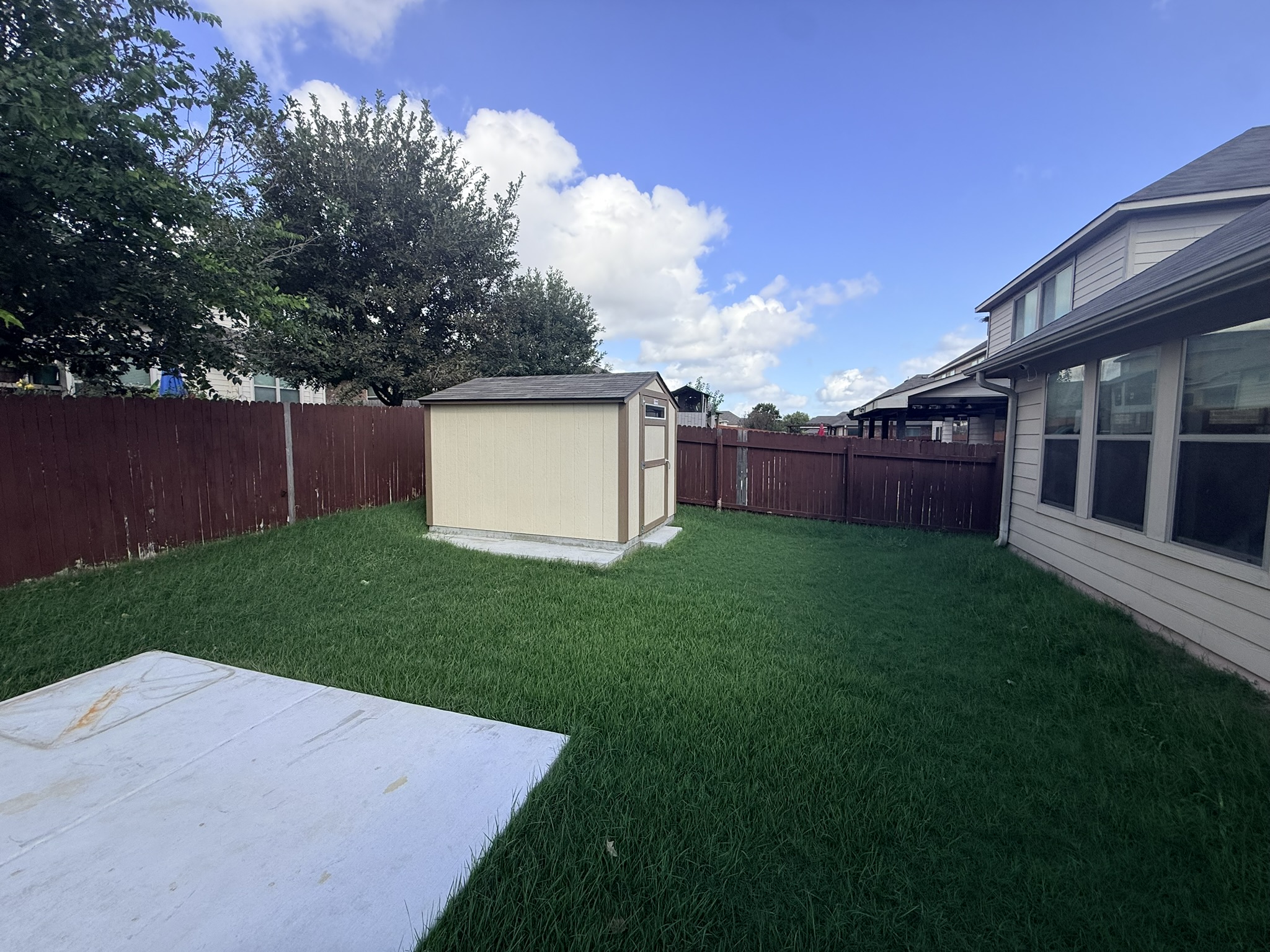main property photo 21
