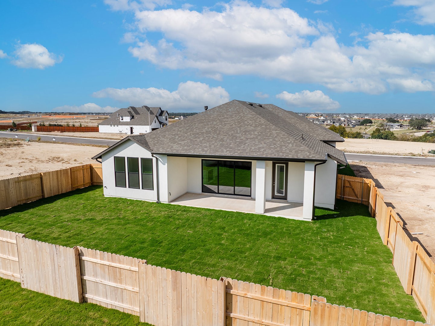 main property photo 23