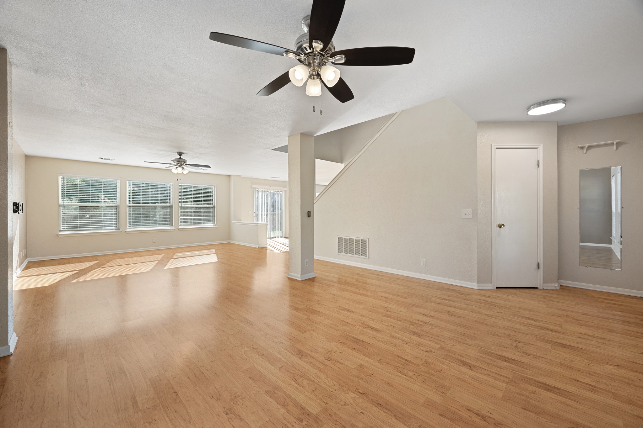 main property photo 61