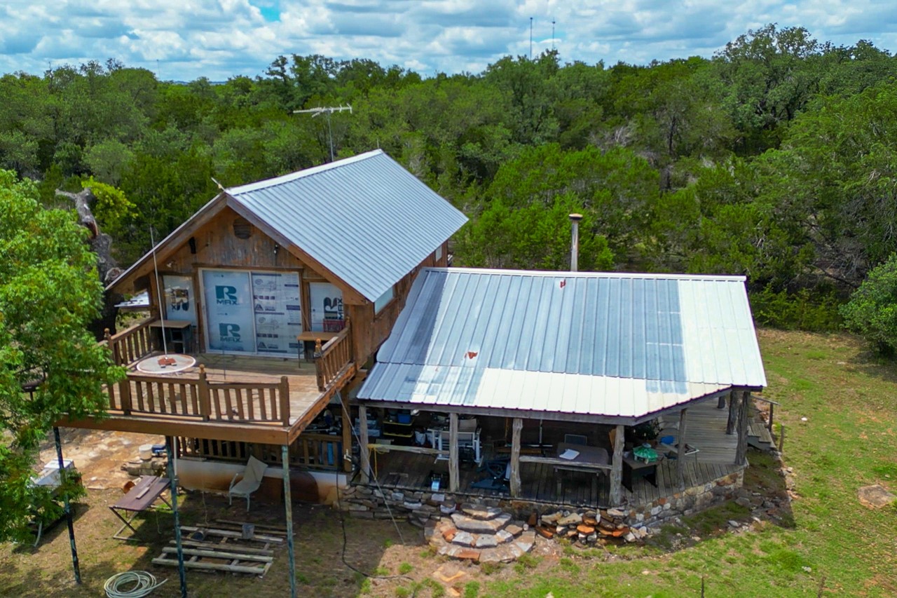 main property photo 7