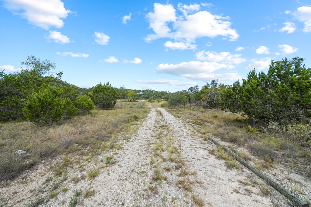 main property photo 22