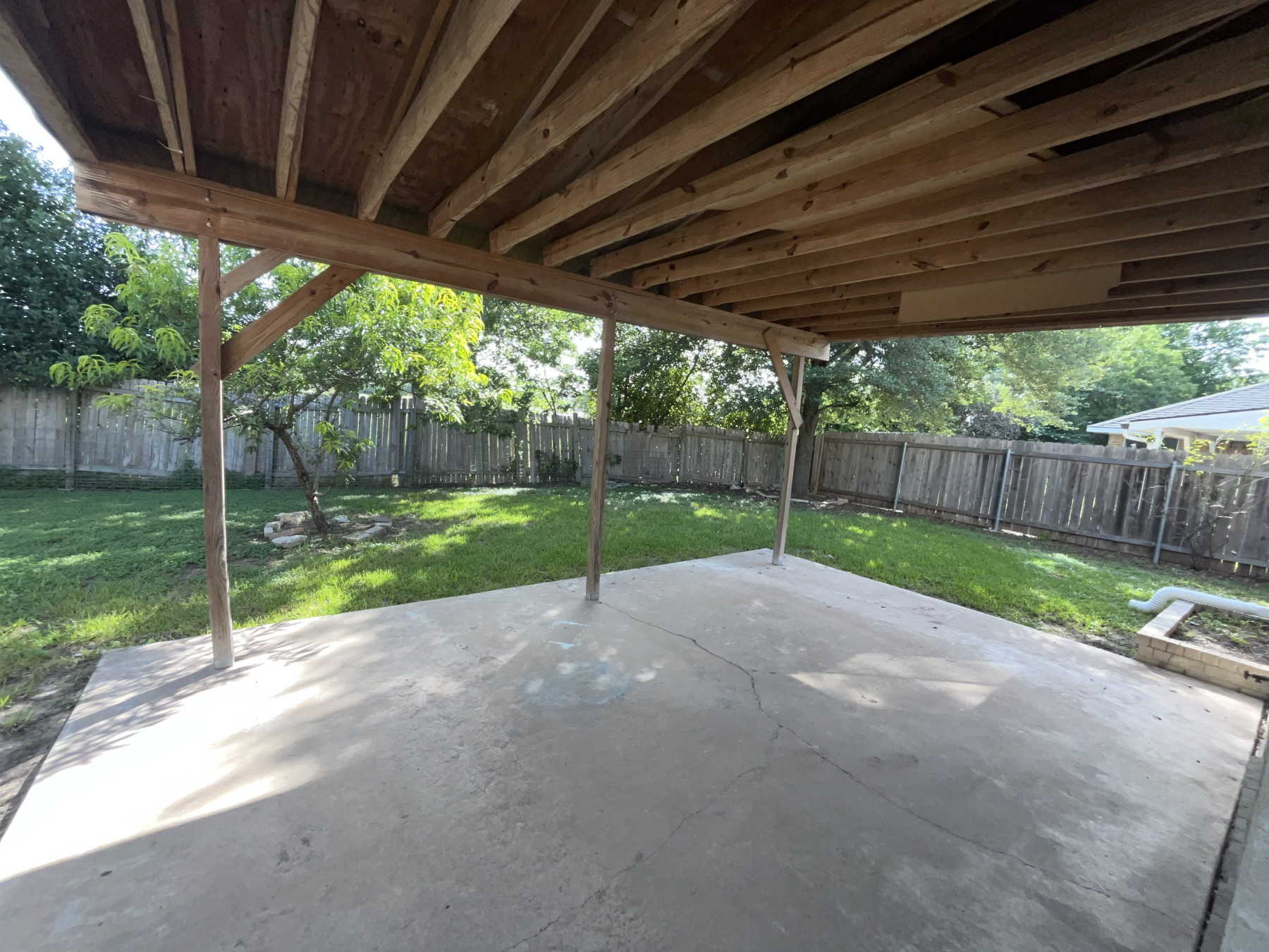main property photo 24