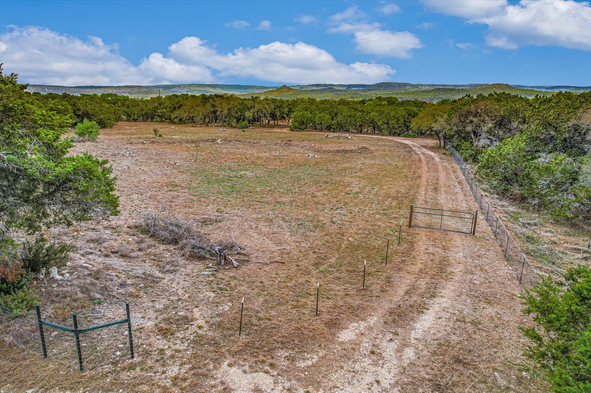 main property photo 29