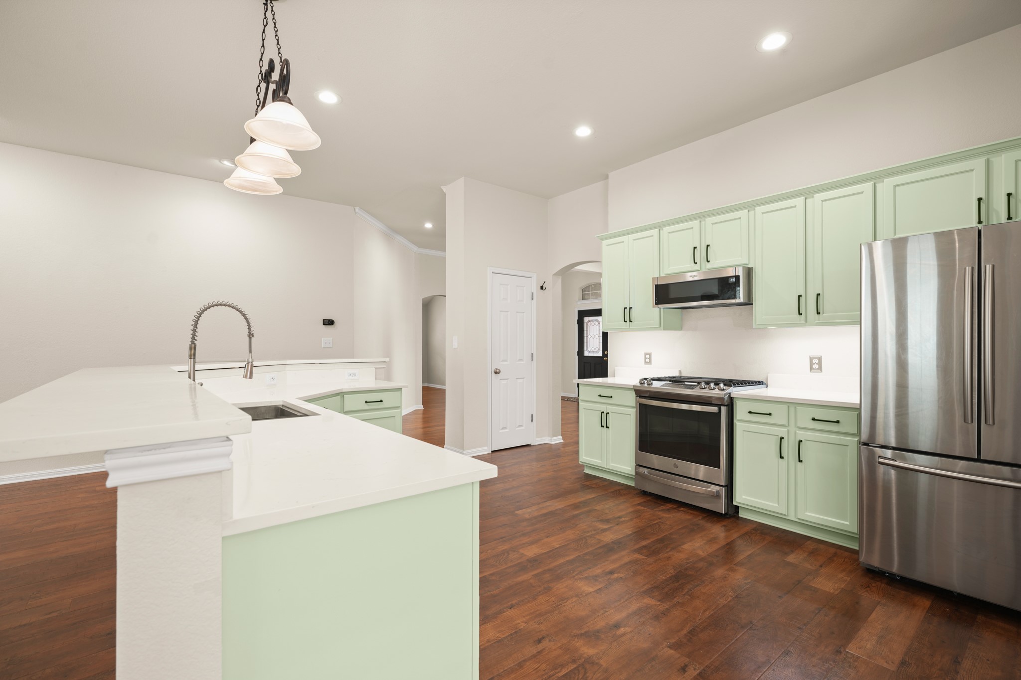 main property photo 12
