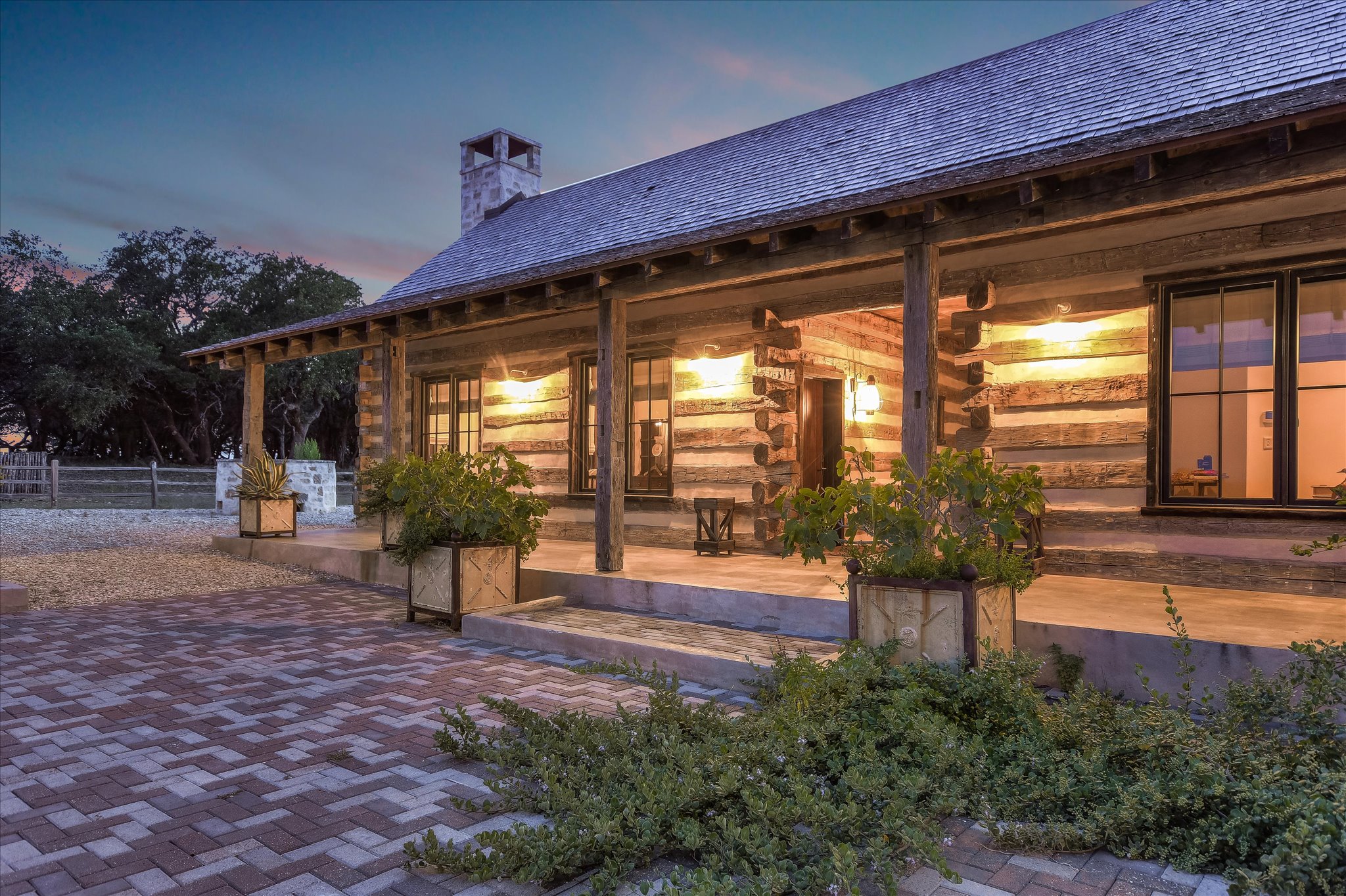 main property photo 24
