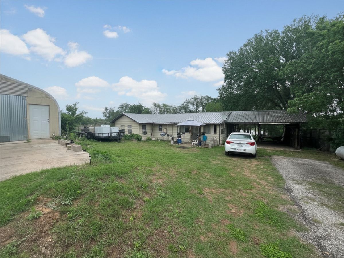 main property photo 27