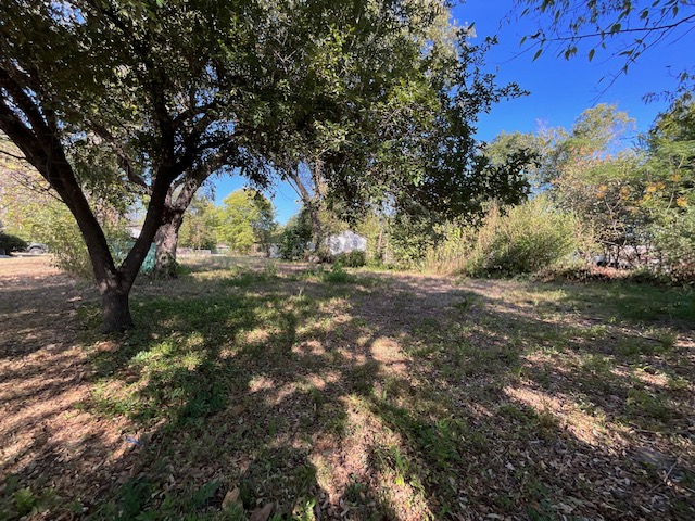 main property photo 13