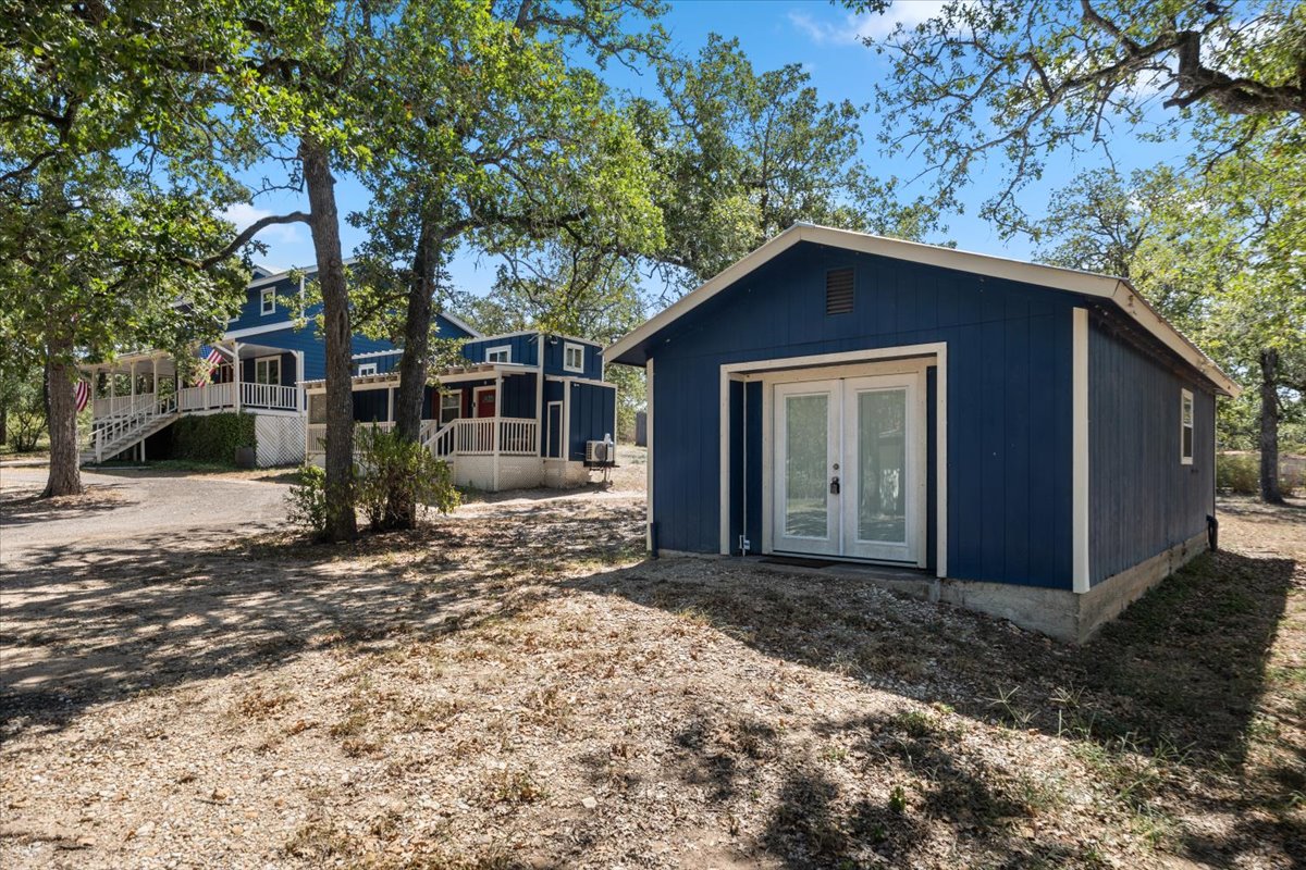 main property photo 12